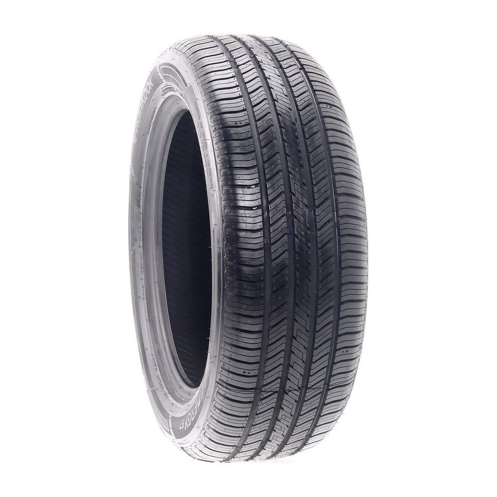 New 215/55R17 Hankook Kinergy ST H735 94H