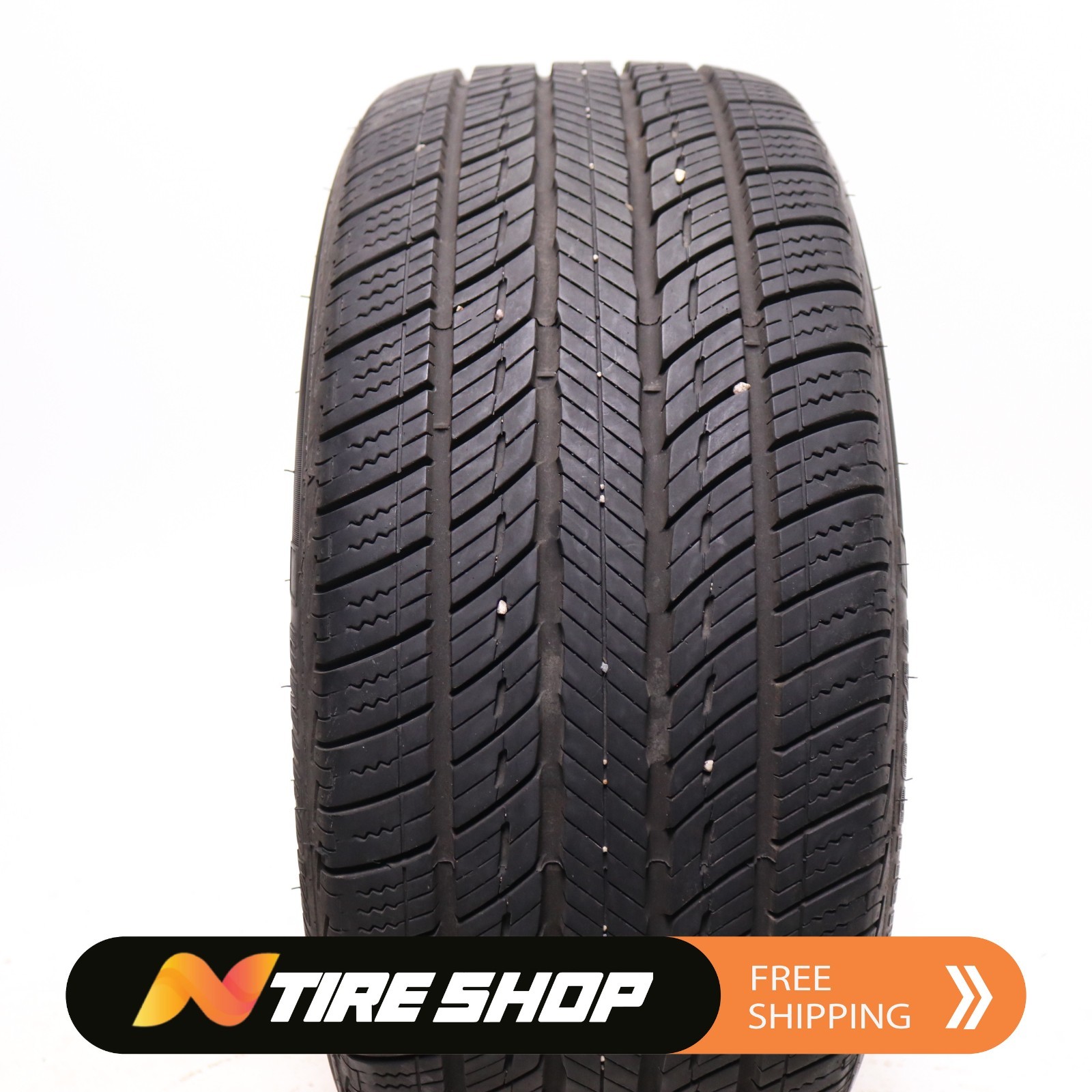 Set of 2 Used 245/40R18 Uniroyal Tiger Paw Touring A/S – 97V 9-9.5/32 No Repairs