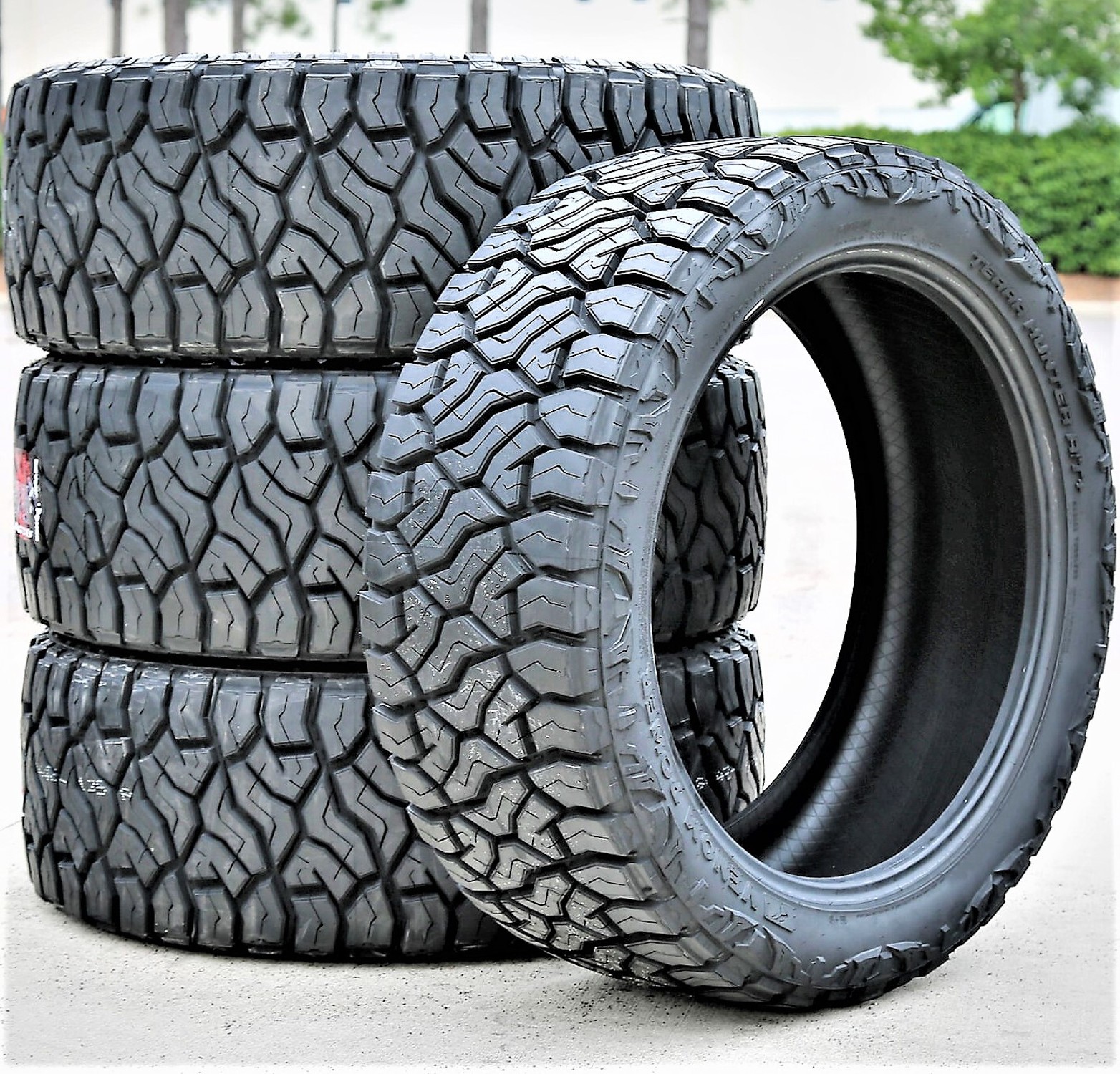 Tire Venom Power Terra Hunter R/T+ LT 35X14.50R26 E 10 Ply Rugged Terrain