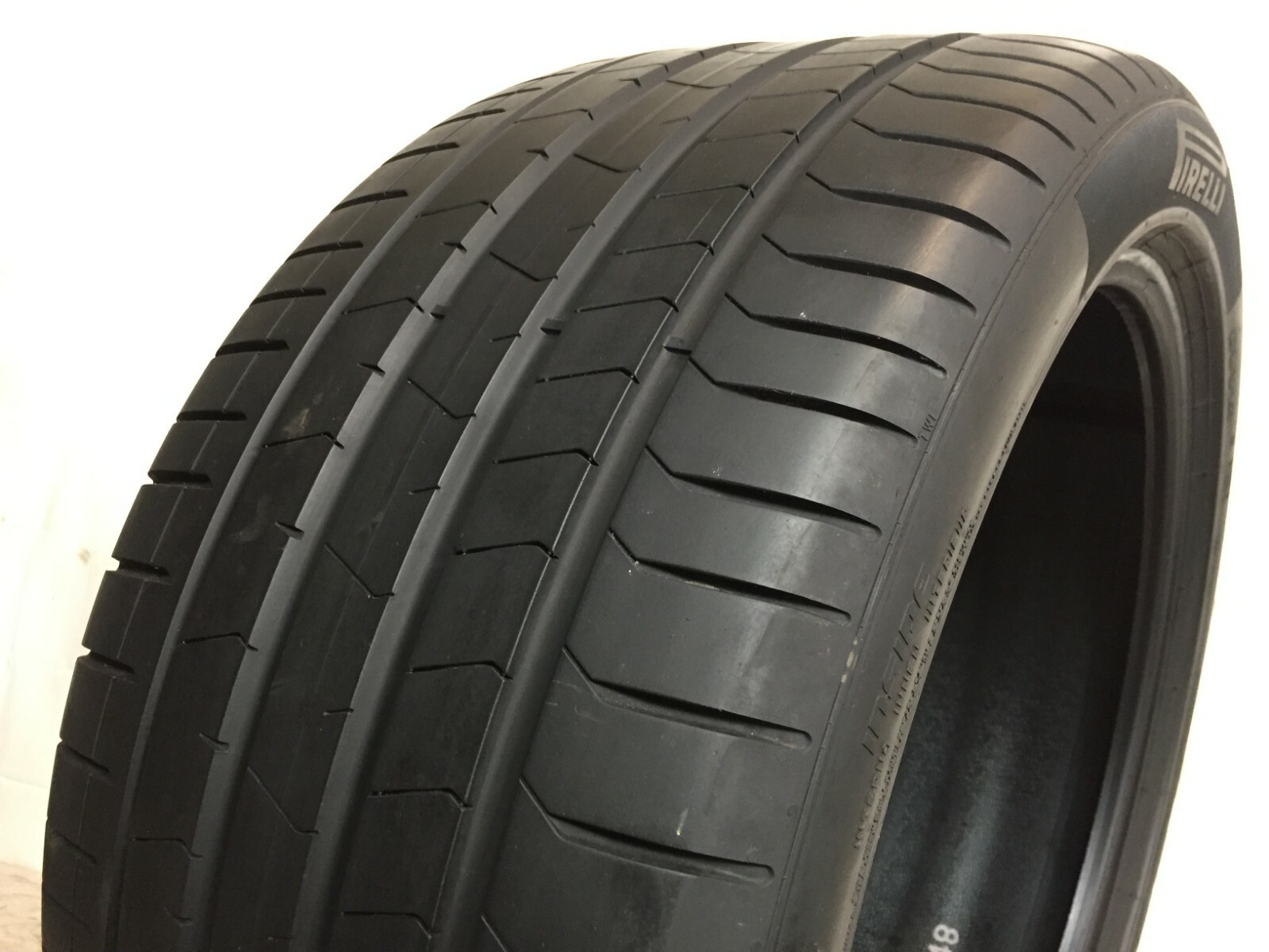 [1] Pirelli P Zero PZ4 Run Flat P315/35R21 315 35 21 Tire 8/32