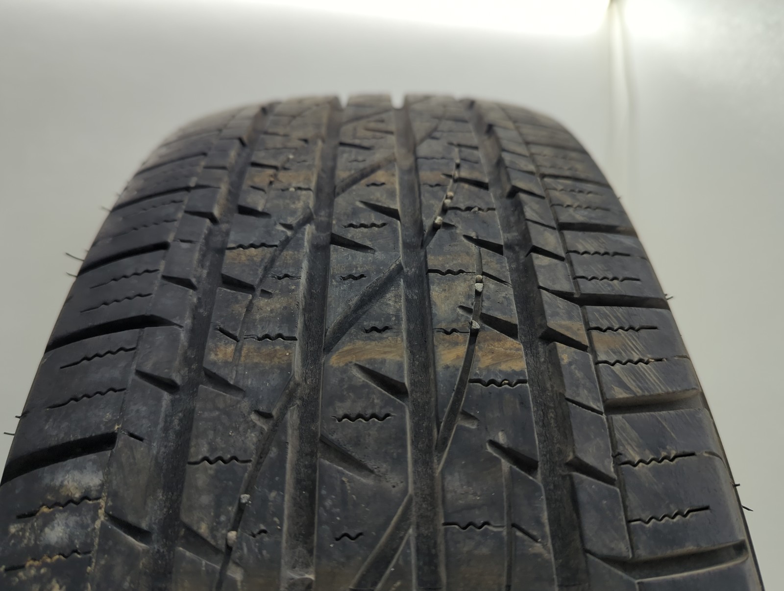 Used Tire 235/70R16 FIRESTONE DESTINATION LE 107T – Tread Depth 11/32