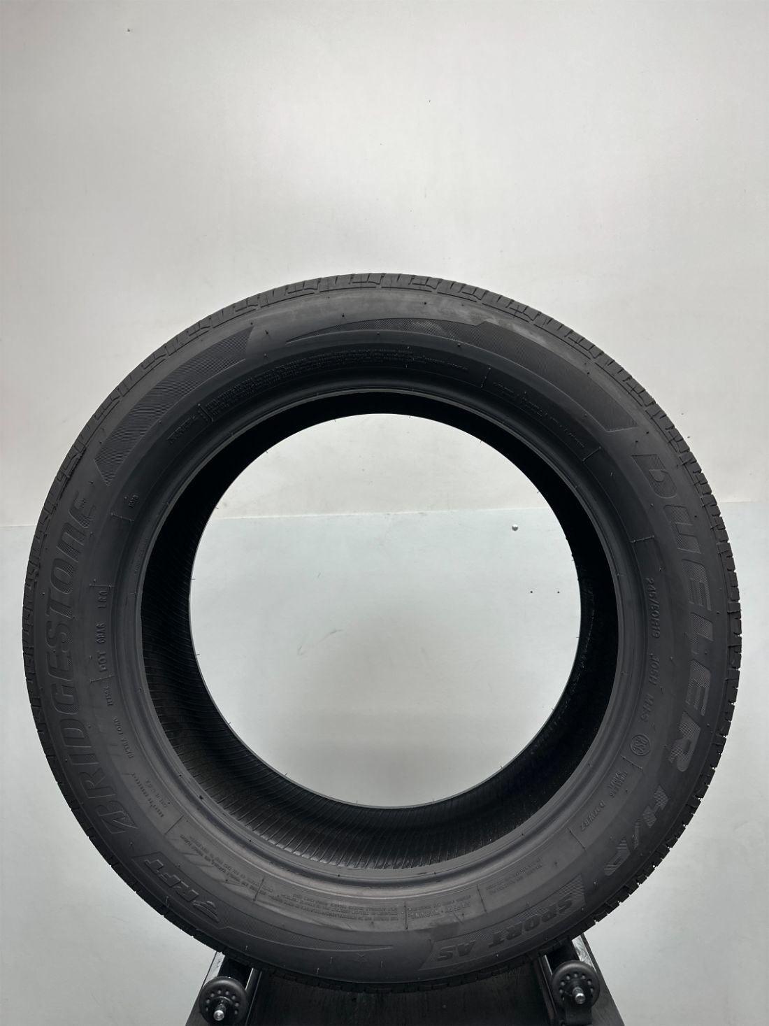 1 Bridgestone Dueler h/p sport as RFT Used Tire P245/50R19 2455019 245/50/19 8/