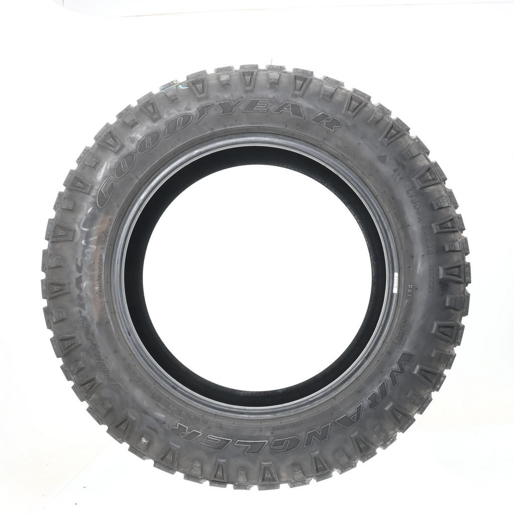 Used LT 305/55R20 Goodyear Wrangler Duratrac 121/118Q – 12/32