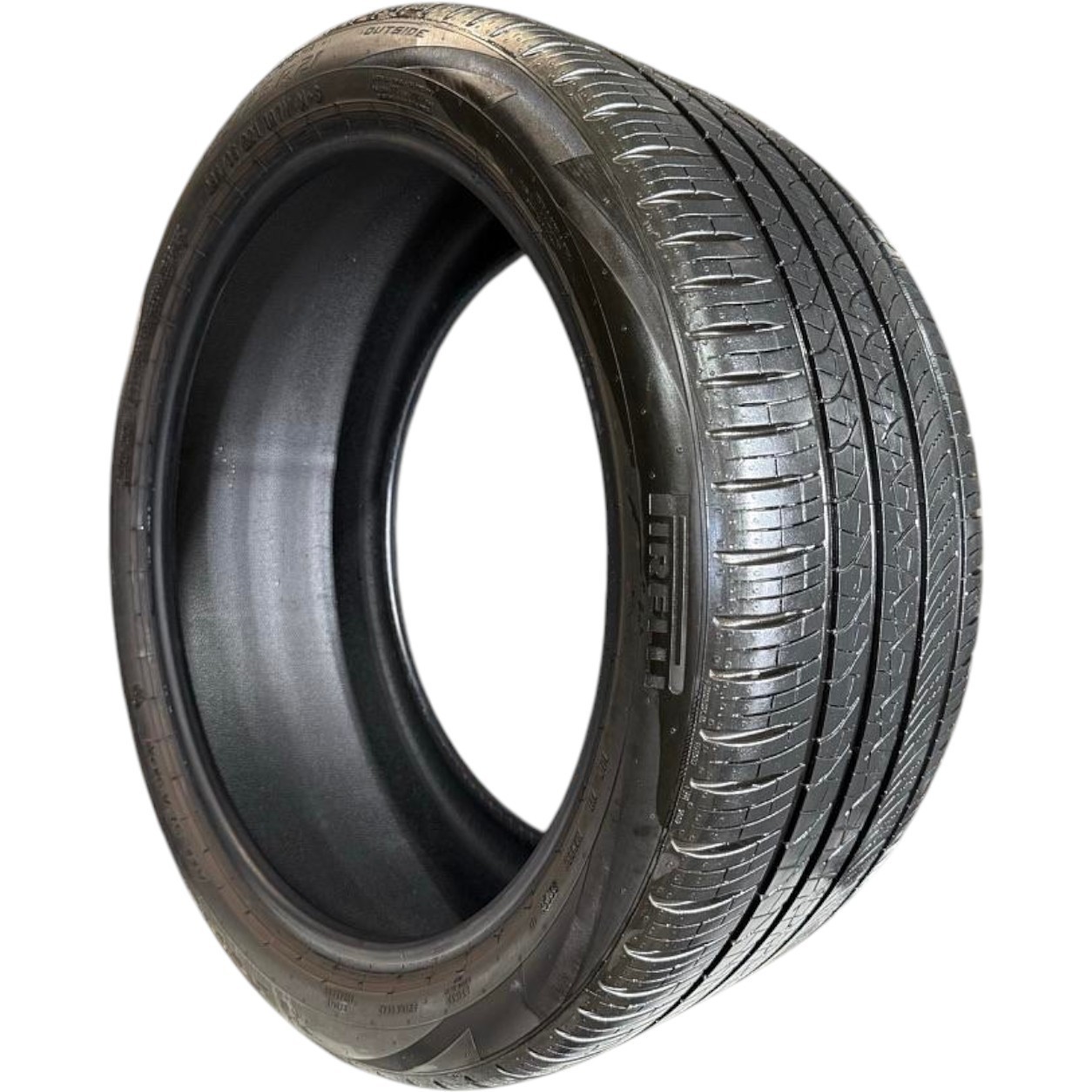295/35R21 Pirelli Scorpion Zero 107V DOT 3923 8/32 2953521