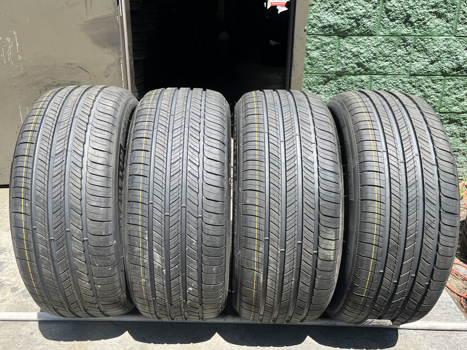 Set Of 4 Tires New Michelin Primacy Tour A/S GOE 265/50R20 111W DOT.4525 9.25/32