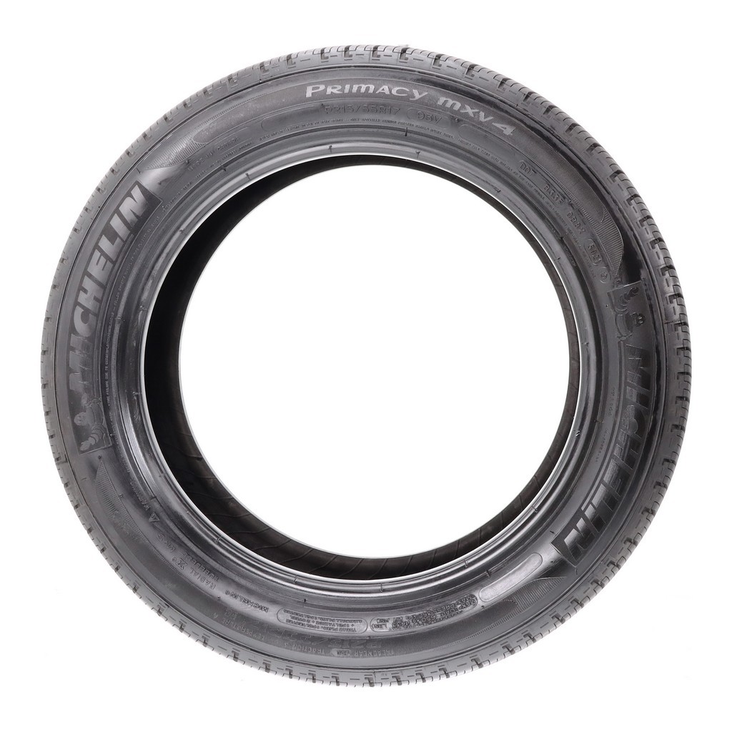 Used 215/55R17 Michelin Primacy MXV4 93V – 7.5/32