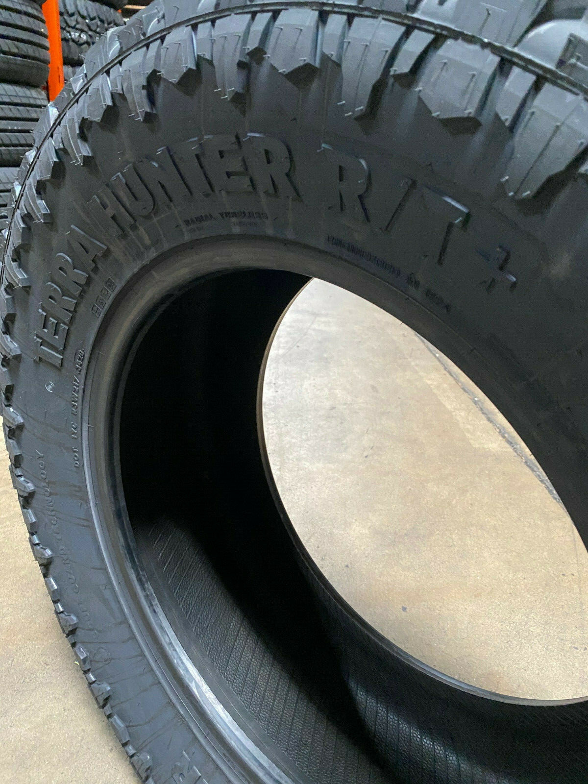 1 NEW 35X14.50R22 F Venom Terra Hunter R/T+ 35 14.50 22 AT/ MT Tires AT 12 ply