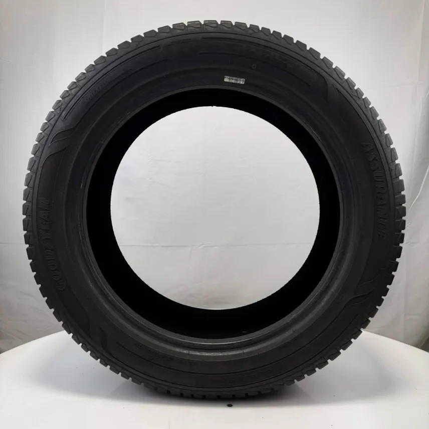 Used 255/50R20 Goodyear Assurance WeatherReady 2 109V 10/32 (DOT 24)