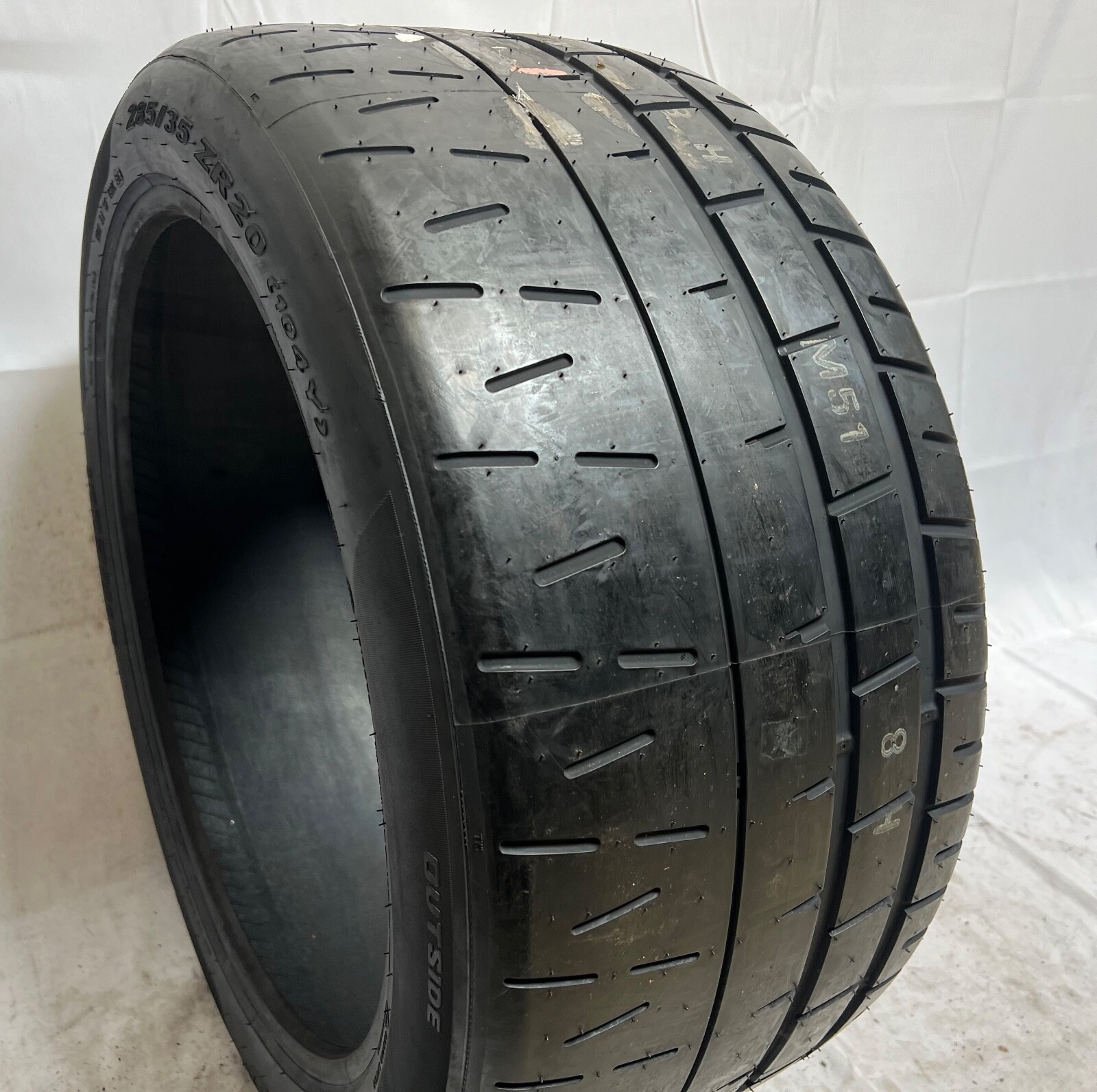 1 – NEW 285/35ZR20 XL (104Y) Pirelli P Zero Trofeo R (MC) McLaren – 2121