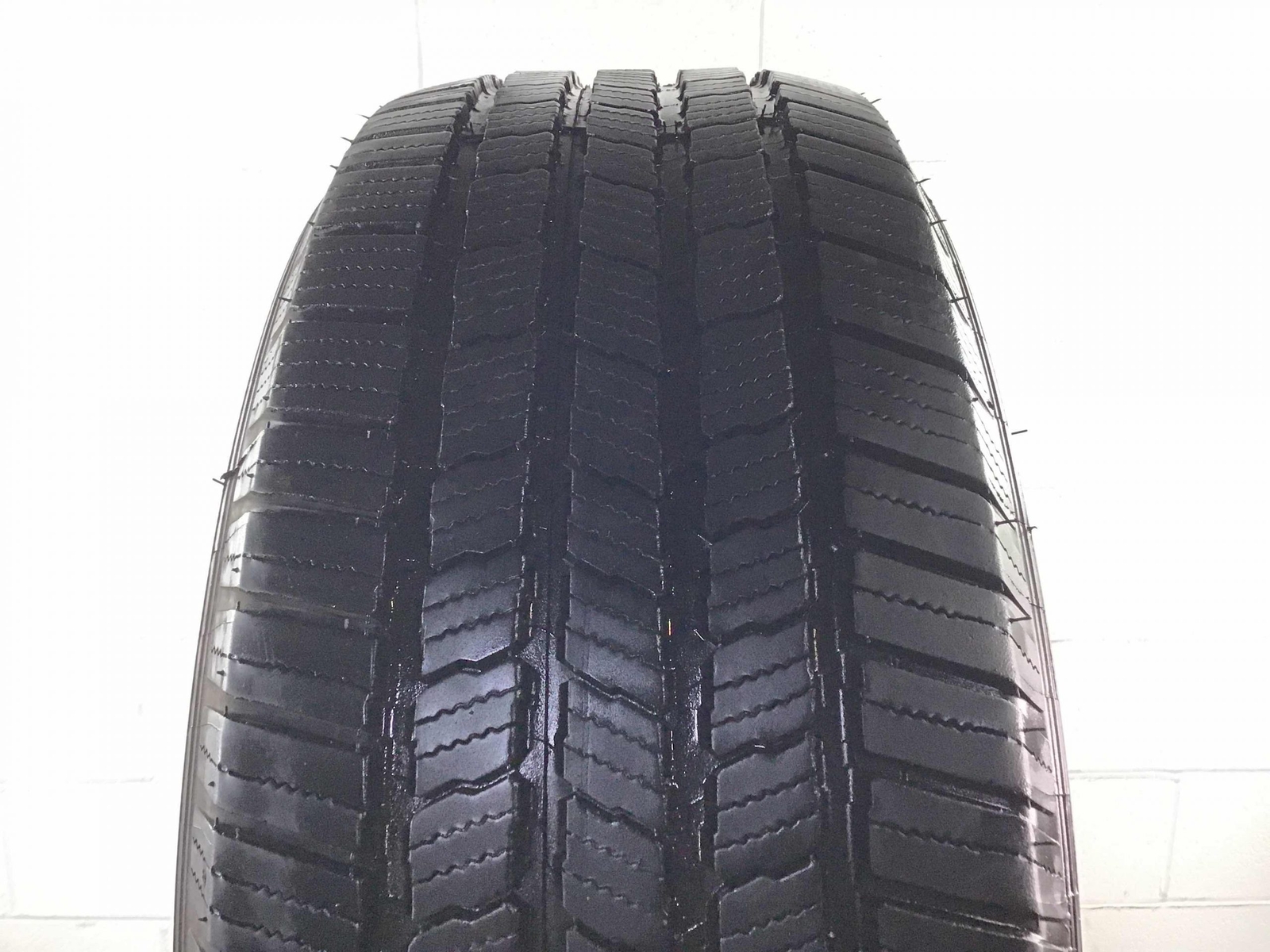 P245/55R19 Michelin Defender LTX M/S 103 H Used 9/32nds