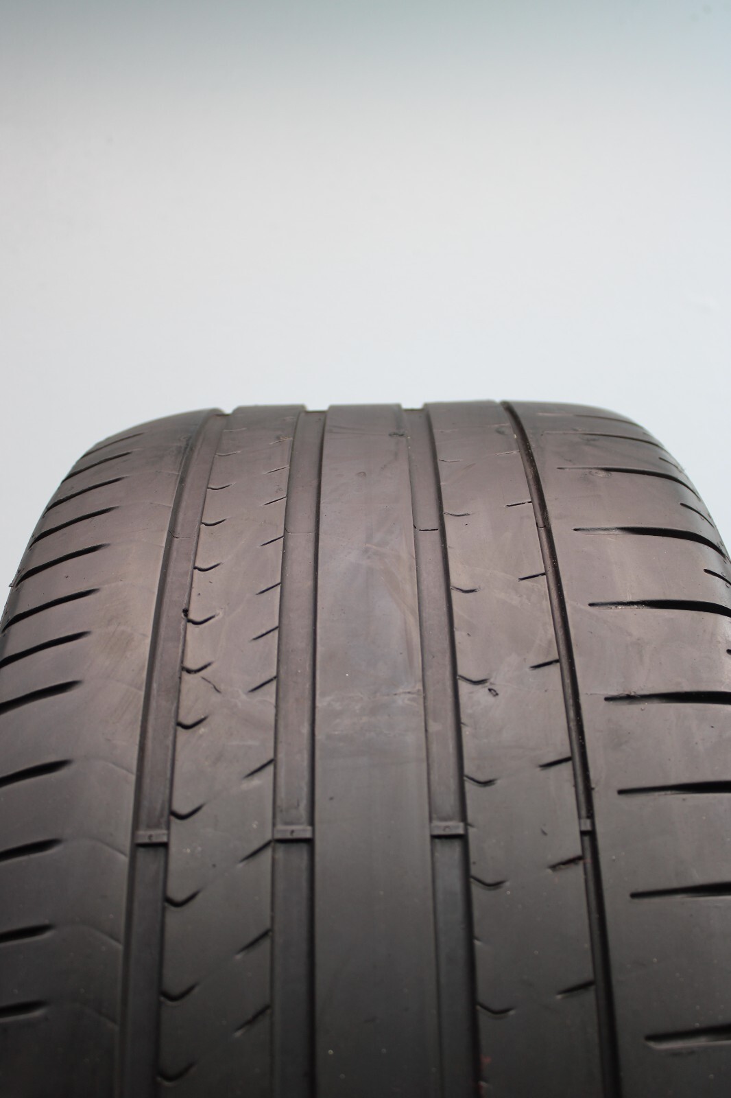 1 Used Pirelli P Zero PZ4 KS ★ RFT 315/35R22 315/35/22 3153522 111Y