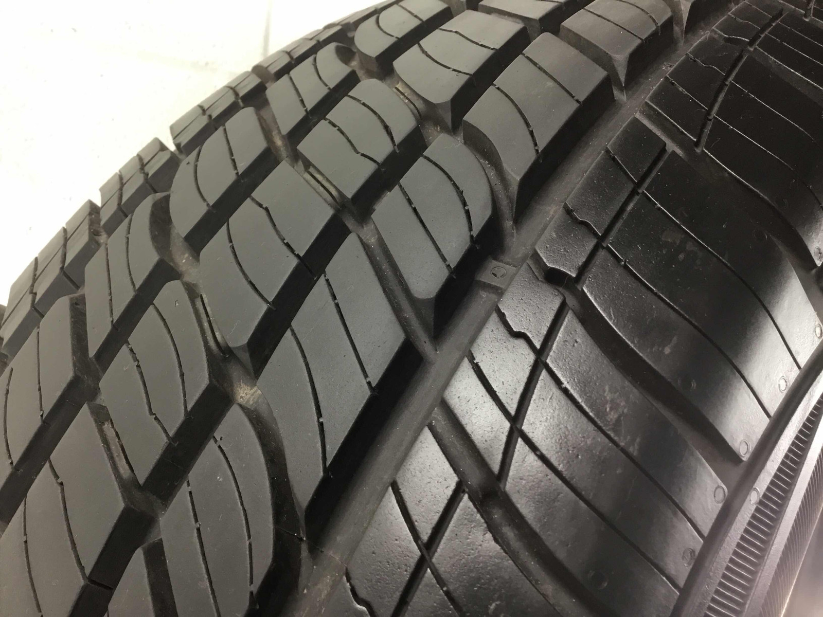 P255/70R18 Cooper Adventurer H/T 113 T Used 10/32nds