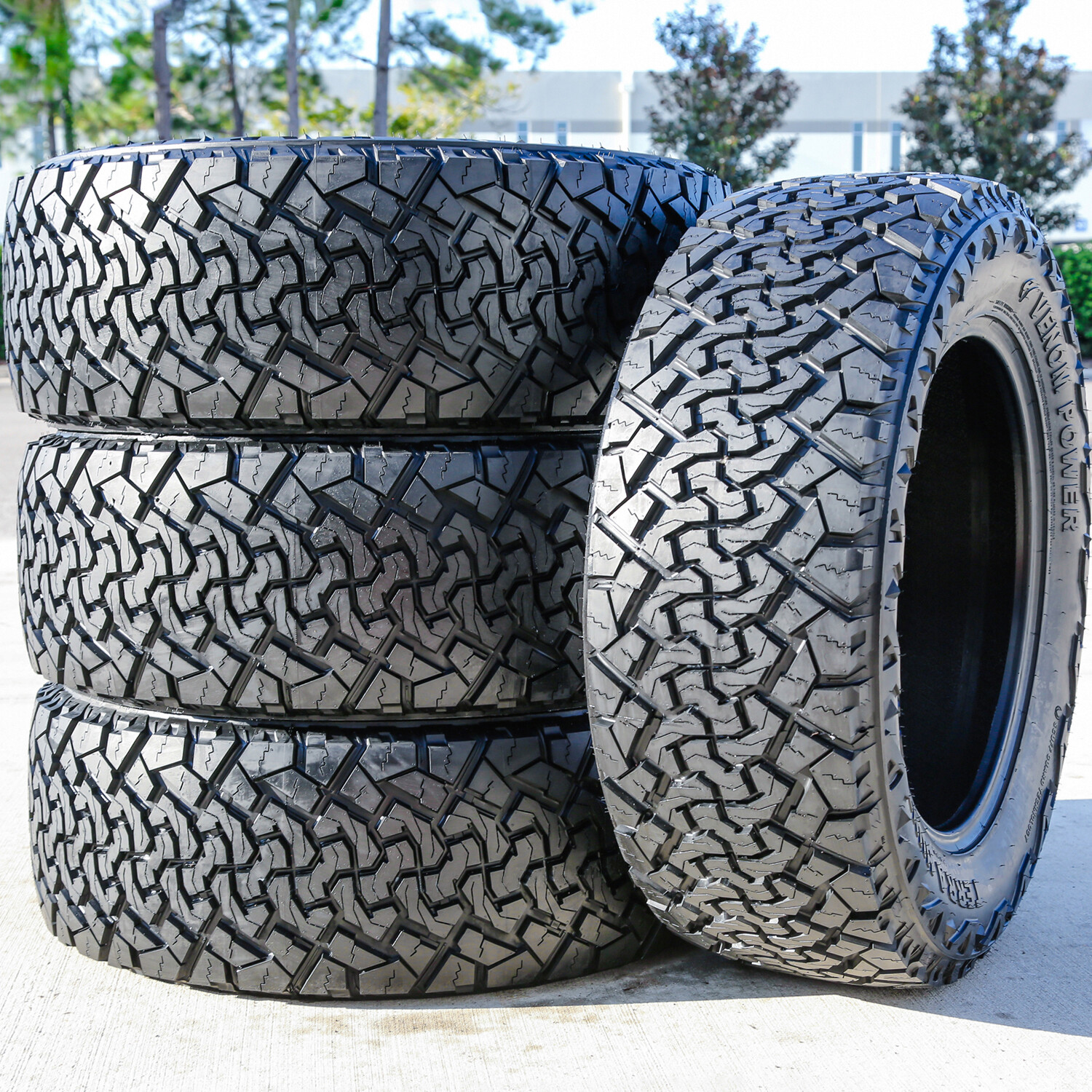 4 Venom Power Terra Hunter X/T LT 37X13.50R20 Load E 10 Ply Extreme Terrain Tire