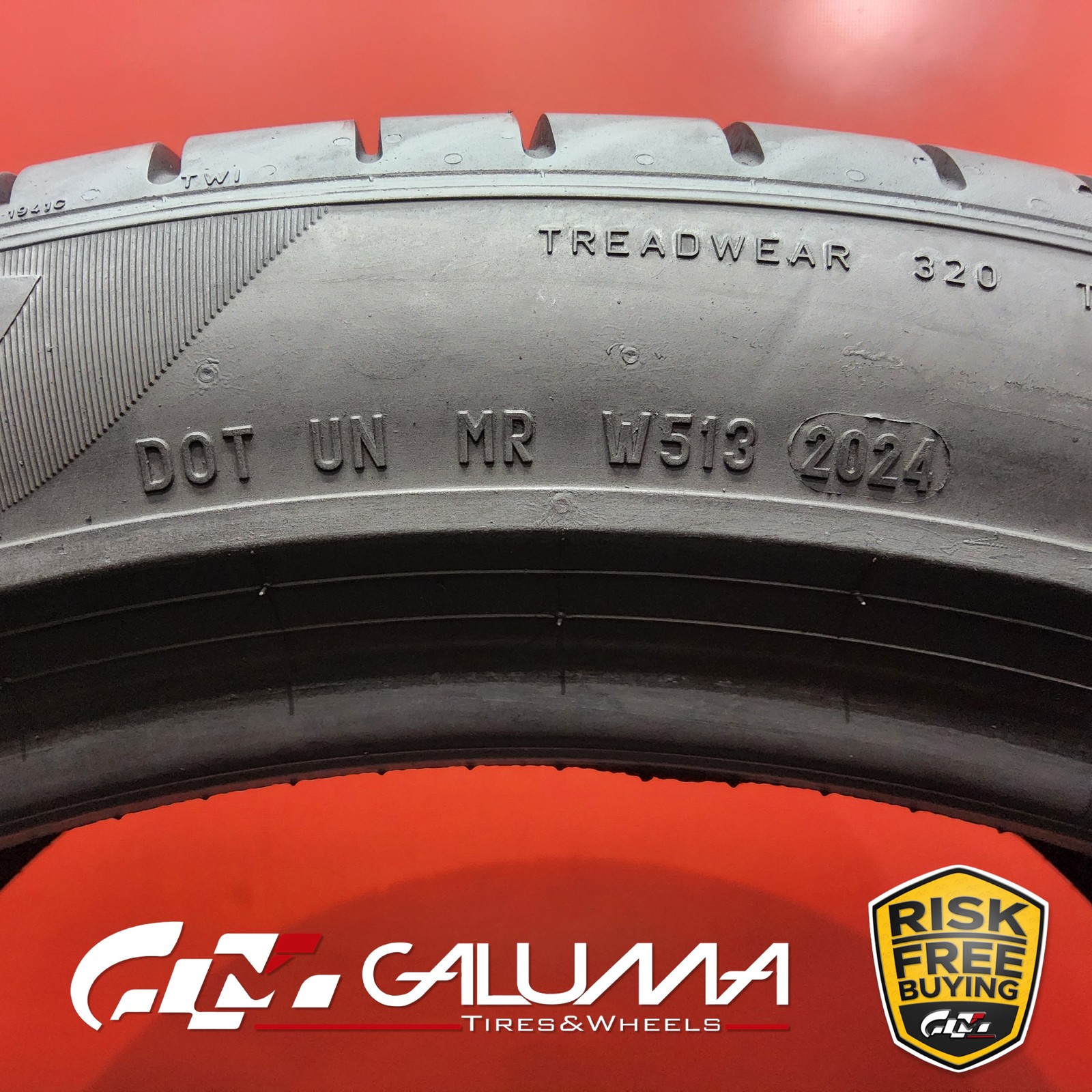 Set of 2 Tires Pirelli P Zero PZ4 ★ Run Flat XL 315/35R21 3153521 111Y #95013