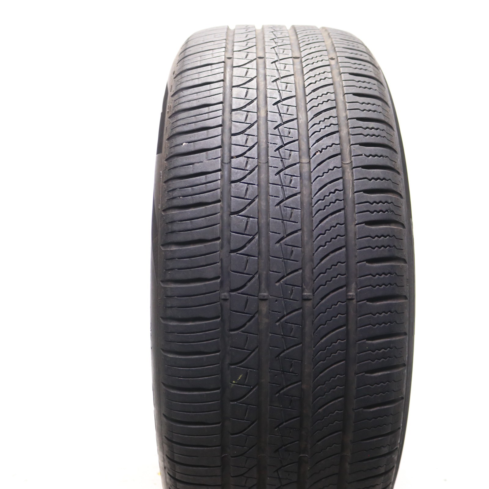 Set of 2 Used 235/50R20 Pirelli Scorpion Zero All Season Elect + – 104T – 7/32