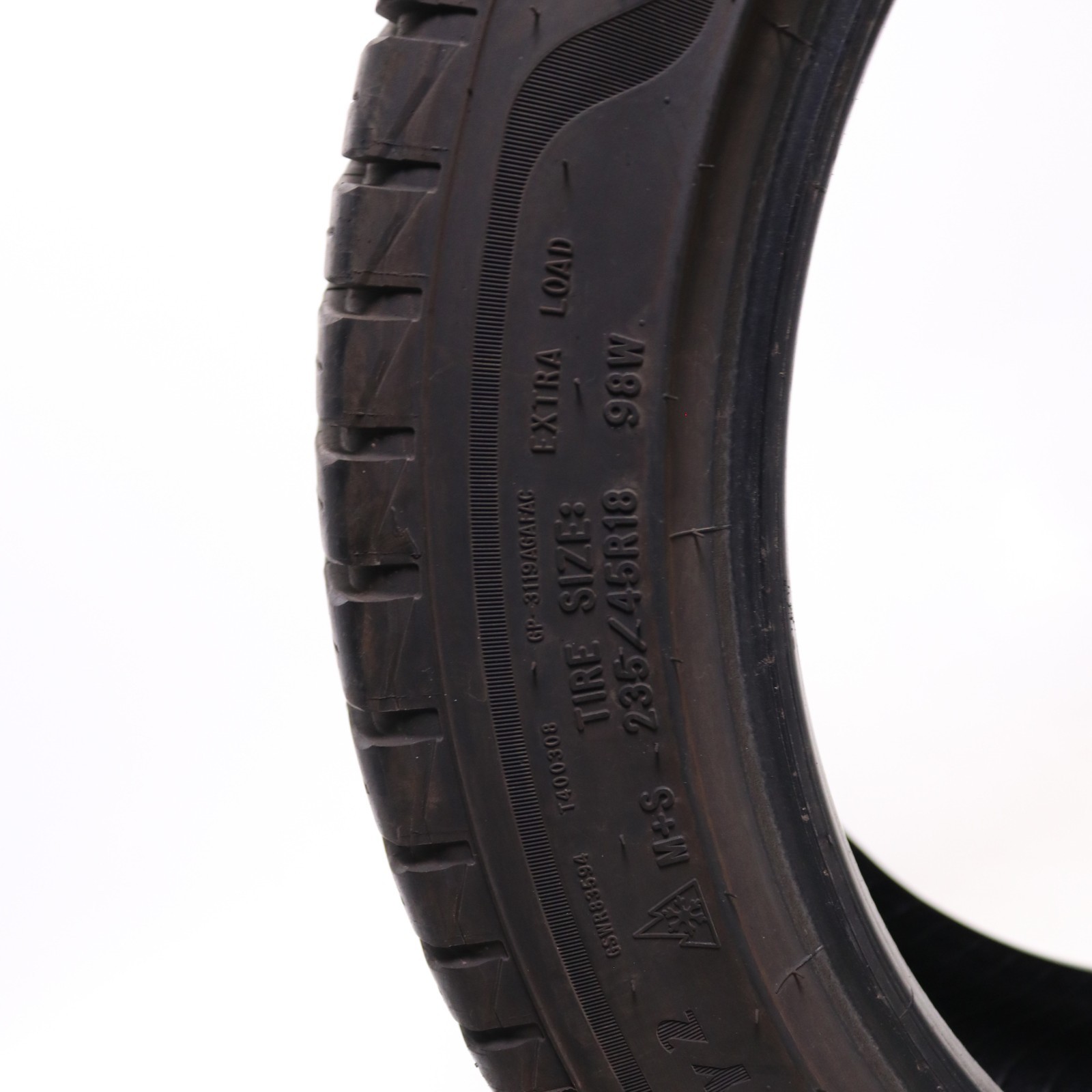 Set of 2 Used 235/45R18 Goodyear Assurance WeatherReady 2 – 98W – 8.5-9.5/32