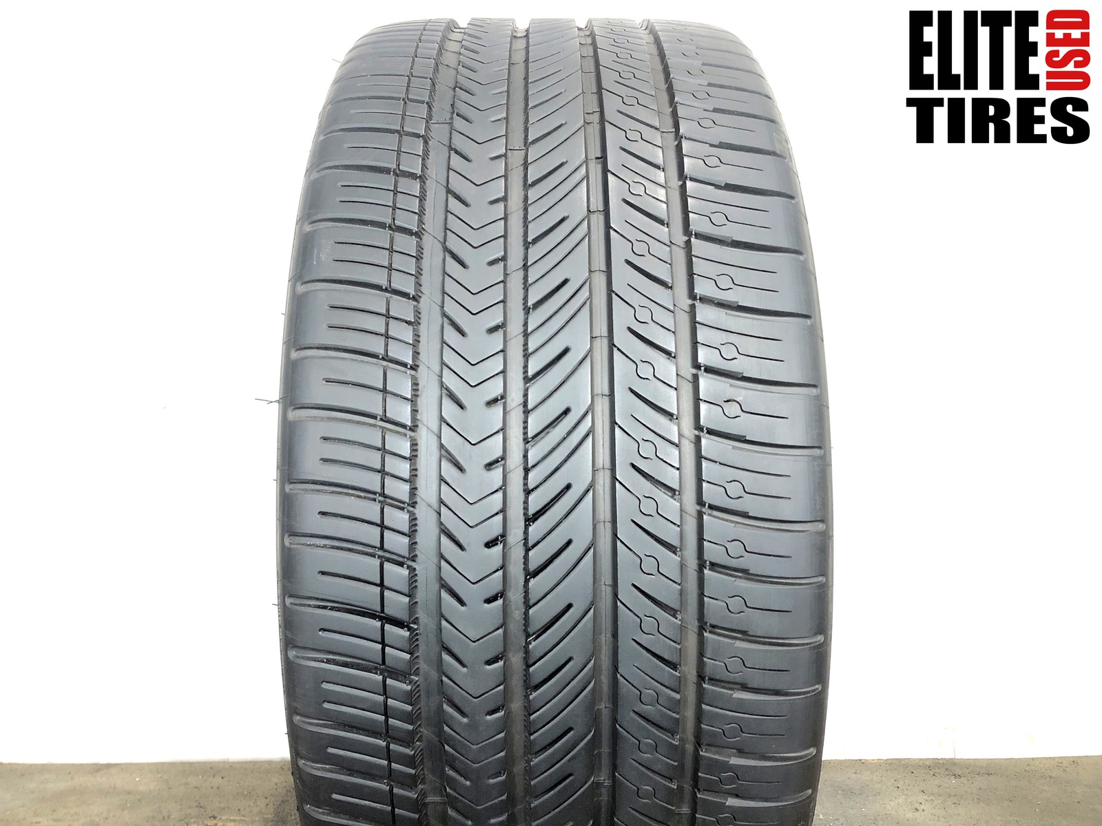 [1] Michelin Pilot Sport All Season 4 P265/40ZR21 265 40 21 Tire 9.5/32