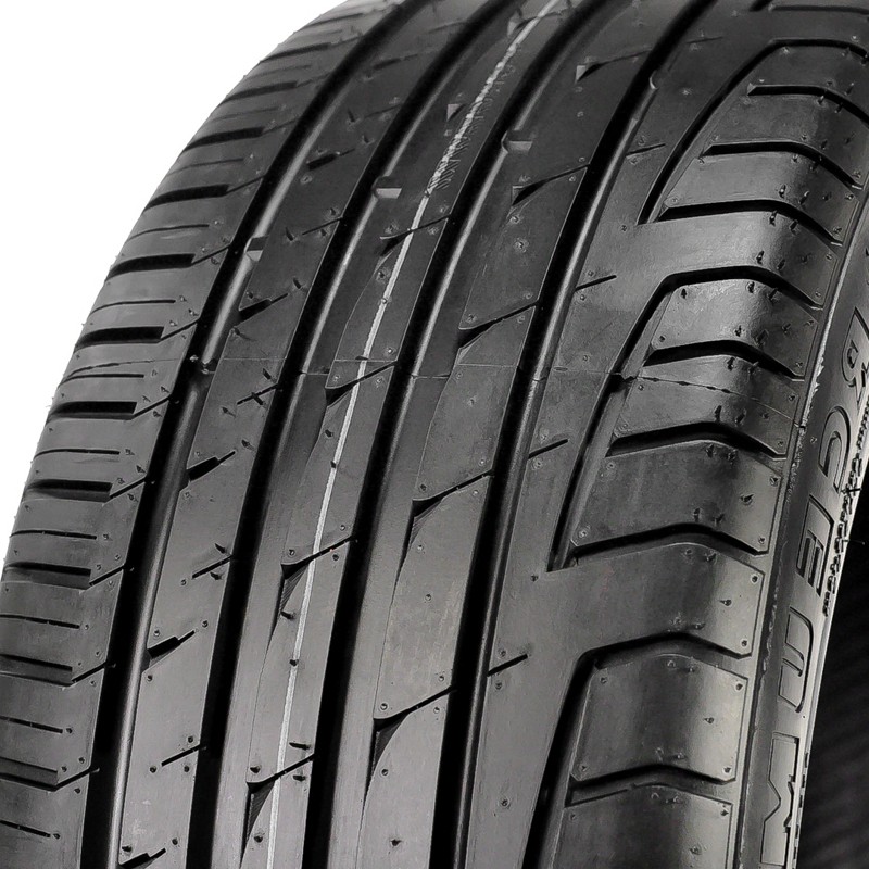 4 X Forceum OCTA 235/40ZR20XL 96Y Tires