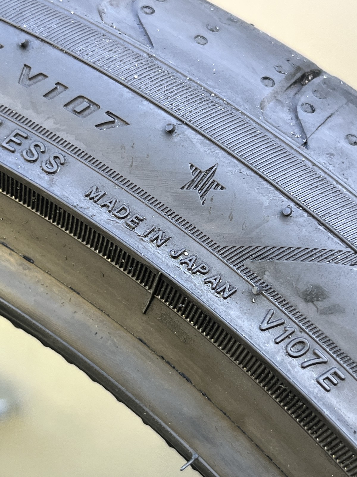 1 Tire Yokohama Advan Sport V107 ★ BMW 285/30ZR20 99Y DOT.1625 8/32 NO Patch