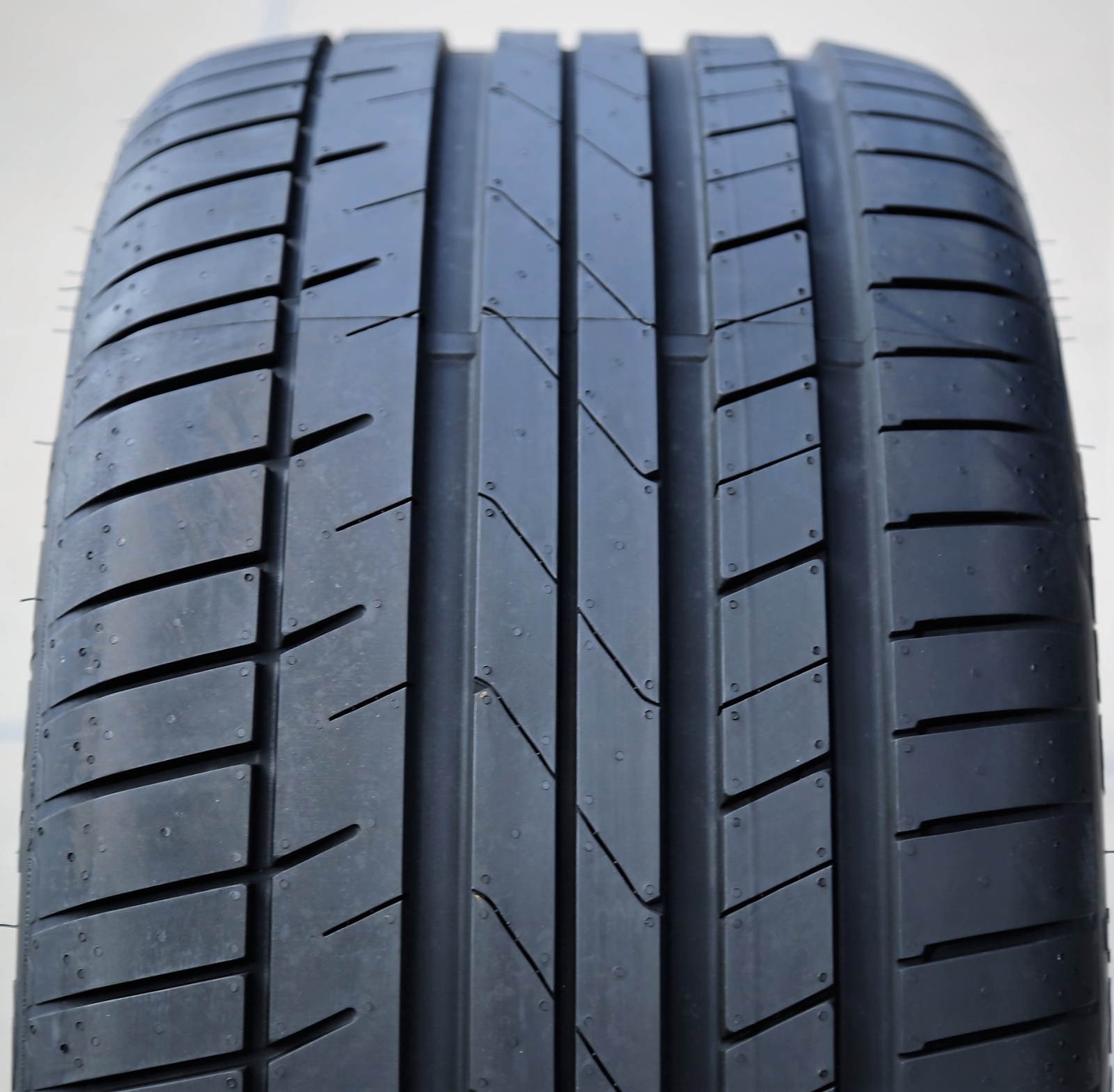 2 Tires Petlas Velox Sport PT741 275/35ZR20 102Y XL (DT) High Performance