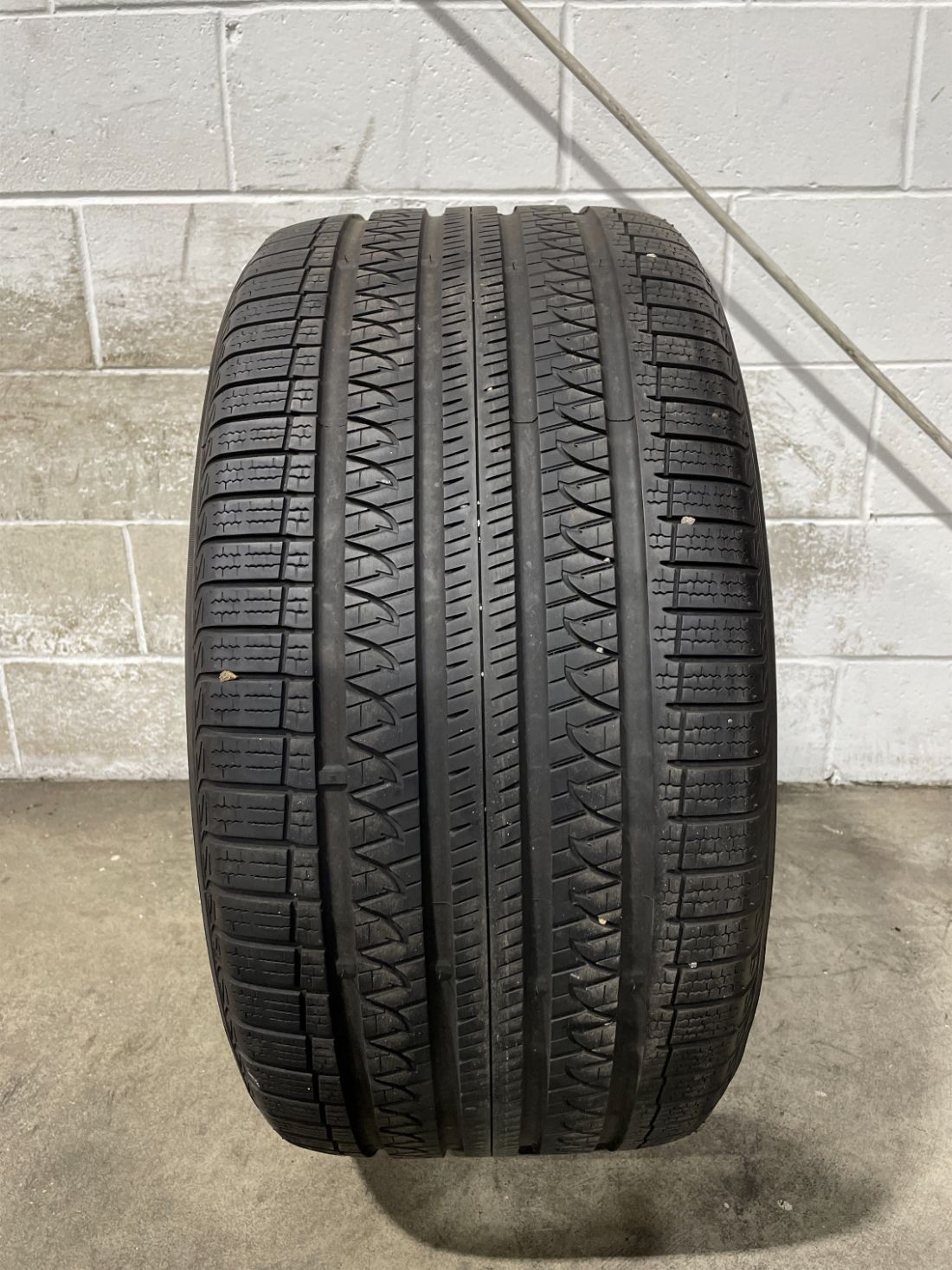 1x P315/35R22 Yokohama Advan V35 NCO 7/32 111 V Used Tire 3153522