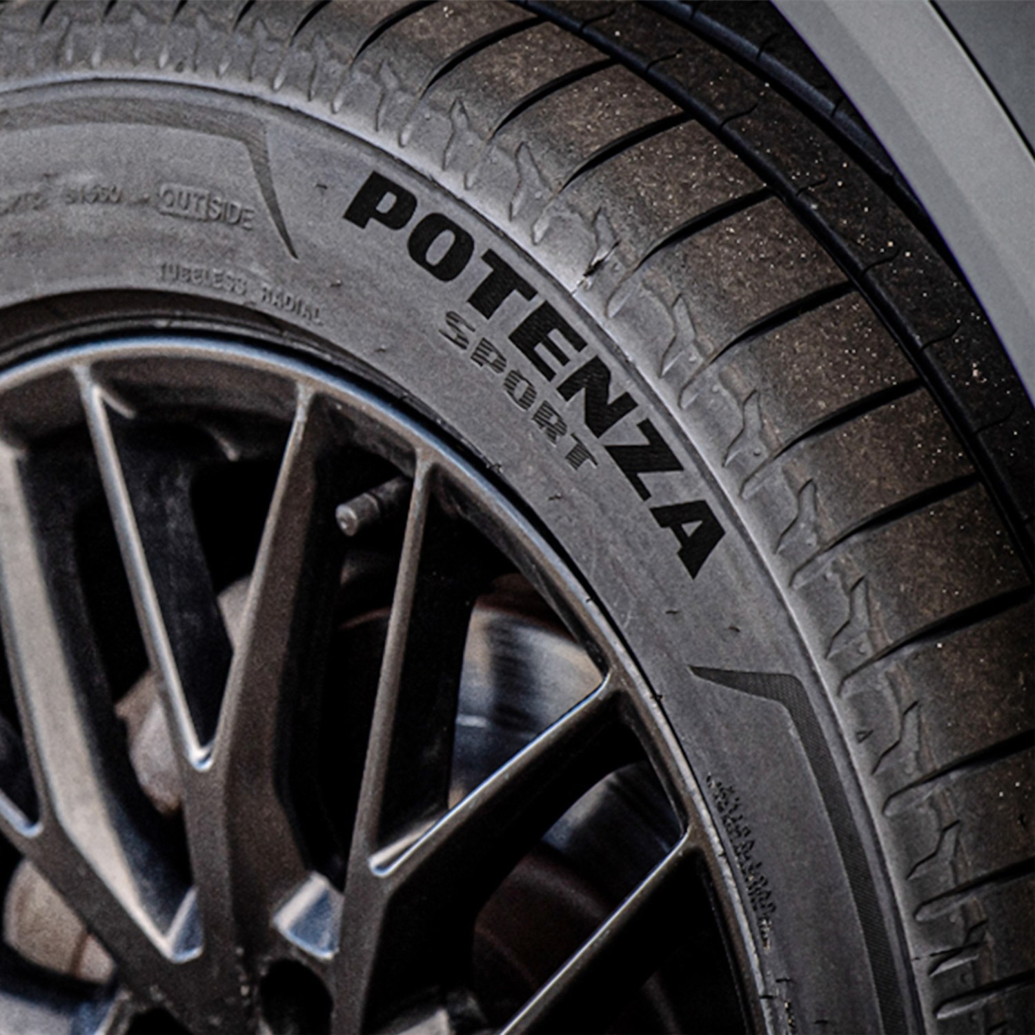 Tire Bridgestone Potenza Sport 275/45R18 107Y XL High Performance
