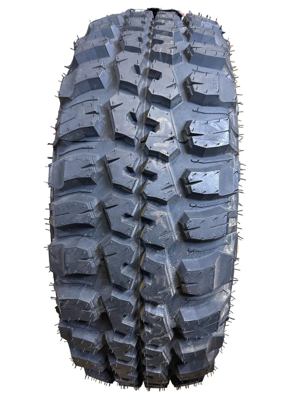 NOS 2 FEDERAL COURAGIA M/T OWL LT 31 10.5 15 109Q 6PLY MUD TIRE 46MB53