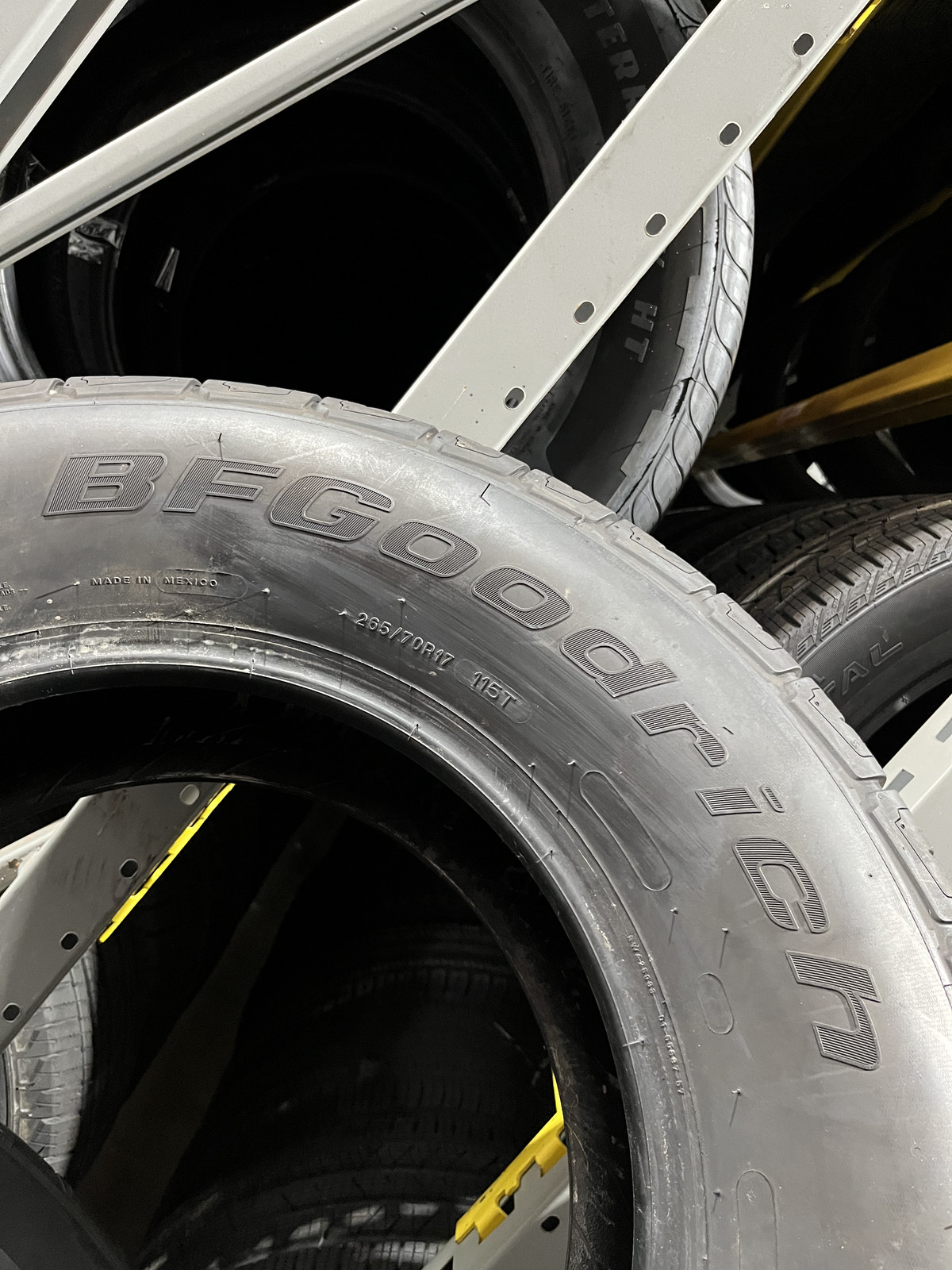 1 New BFGoodrich Advantage T/A Sport LT 265/70R17 115T DOT.5023 11.5/32 New