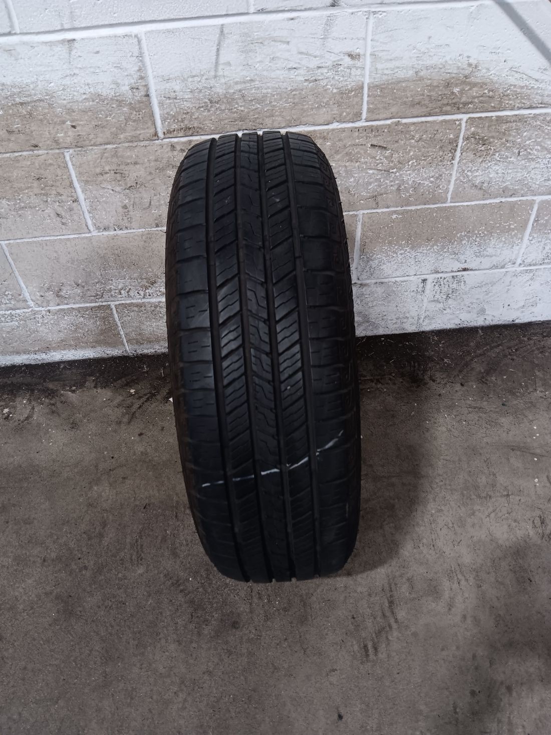 1x P245/70R17 Sailun Terramax H/T 8/32 110 T Used Tire 2457017