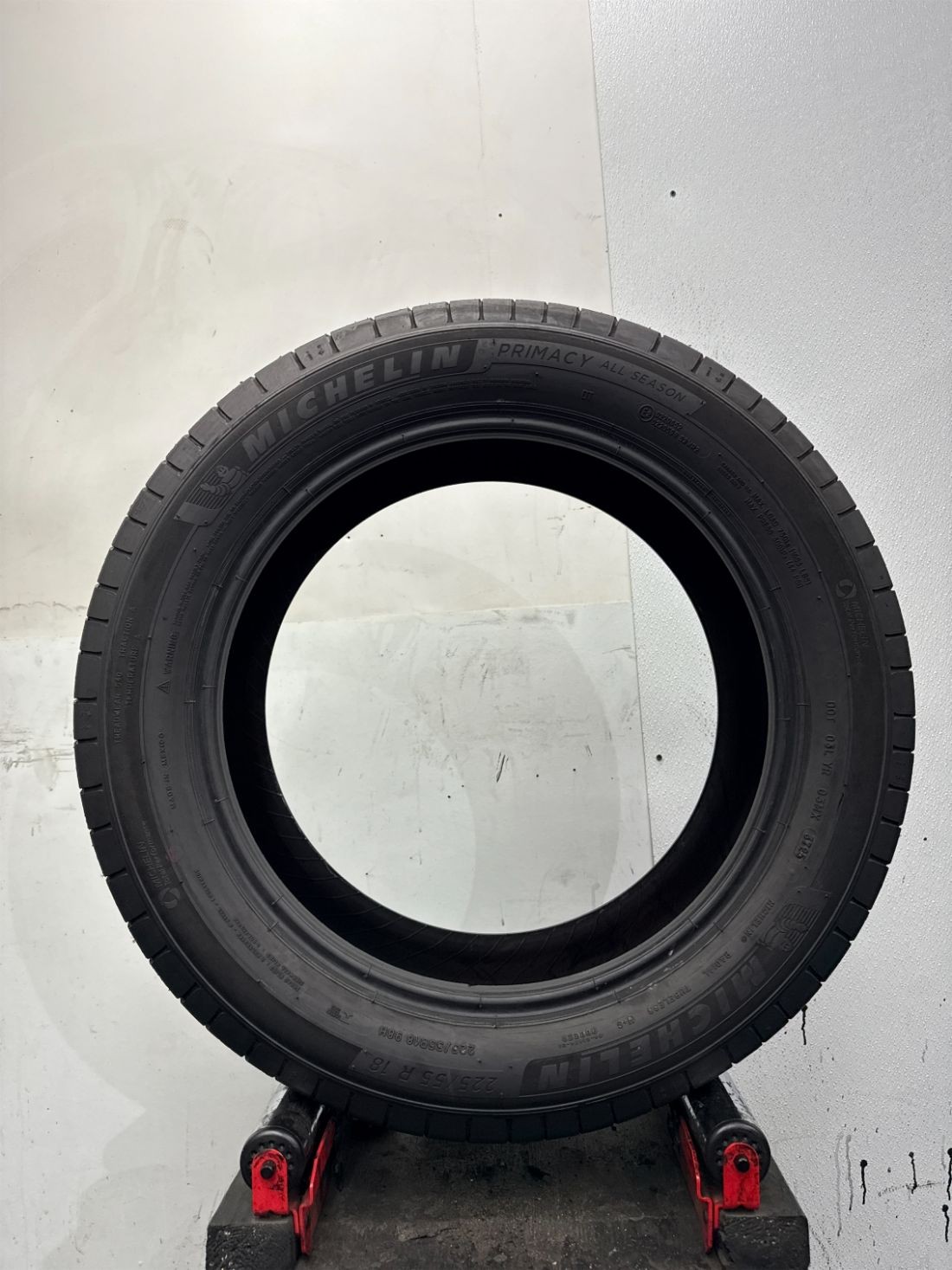 1 Used P225/55R18 Michelin Primacy All Season 98 H – 9/32
