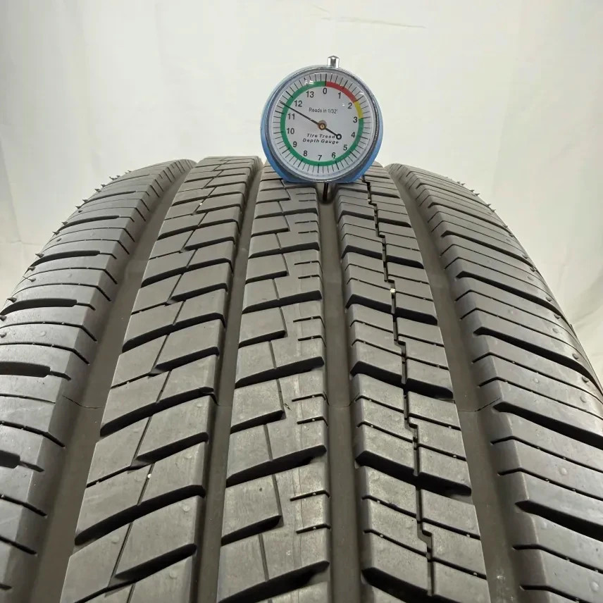 Used 225/60R17 Yokohama Avid Ascend GT 99V 11/32 (DOT 25)
