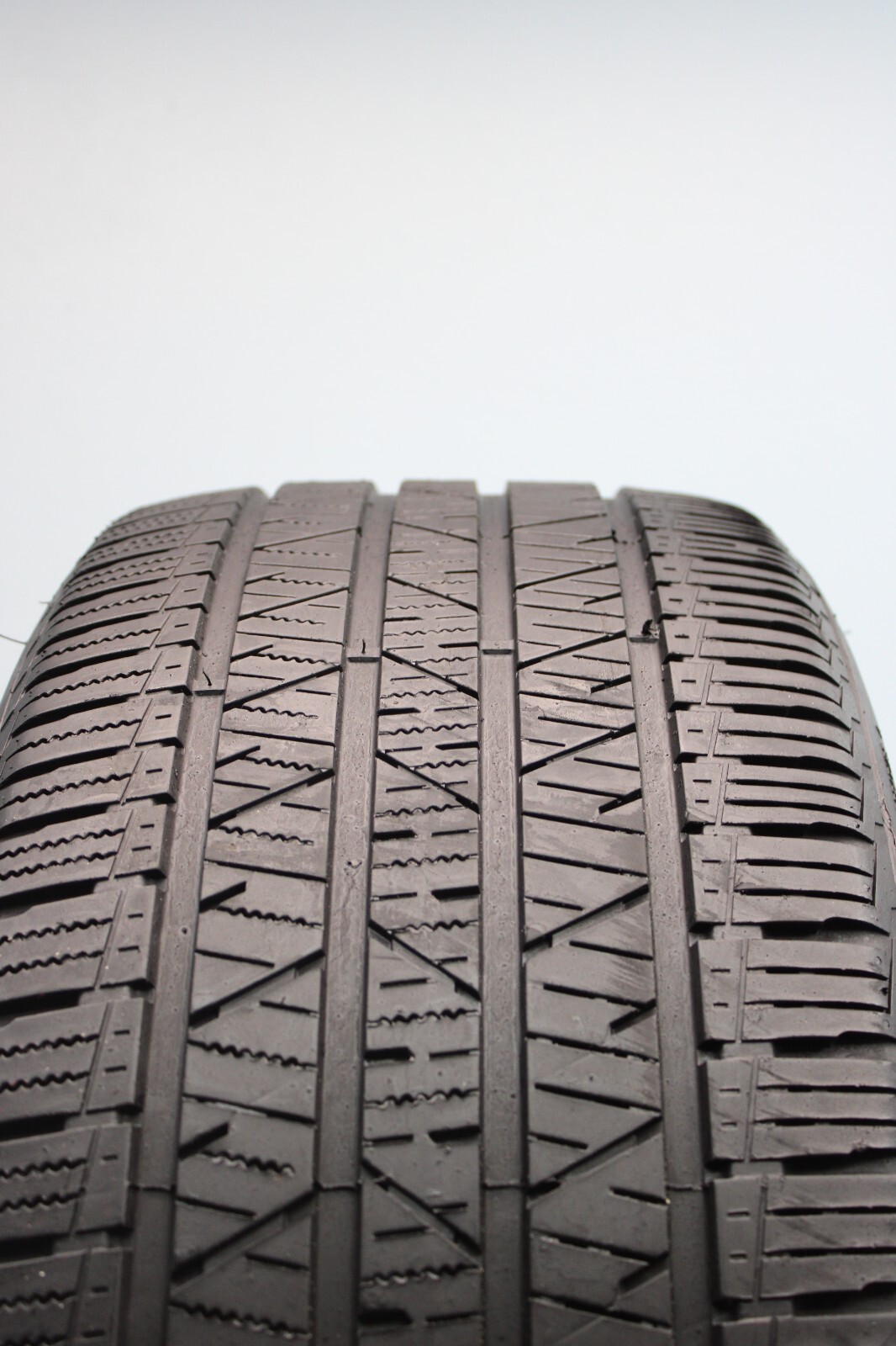 1 Used Hankook DynaPro HP2 Plus AO 265/45R21 265/45/21 2654521 108H