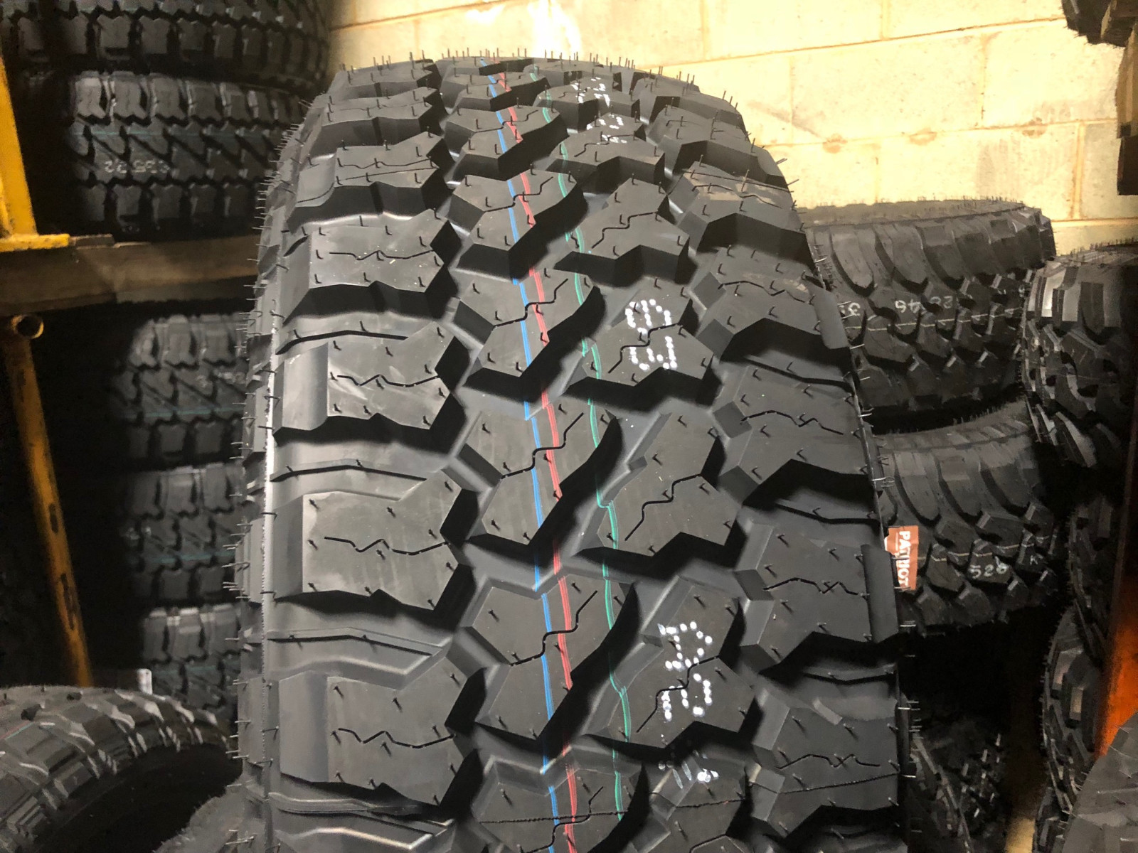 1 NEW 33X14.50R24 FURY COUNTRY HUNTER M/T 10 PLY MUD TIRES 33 14.50 24 R24
