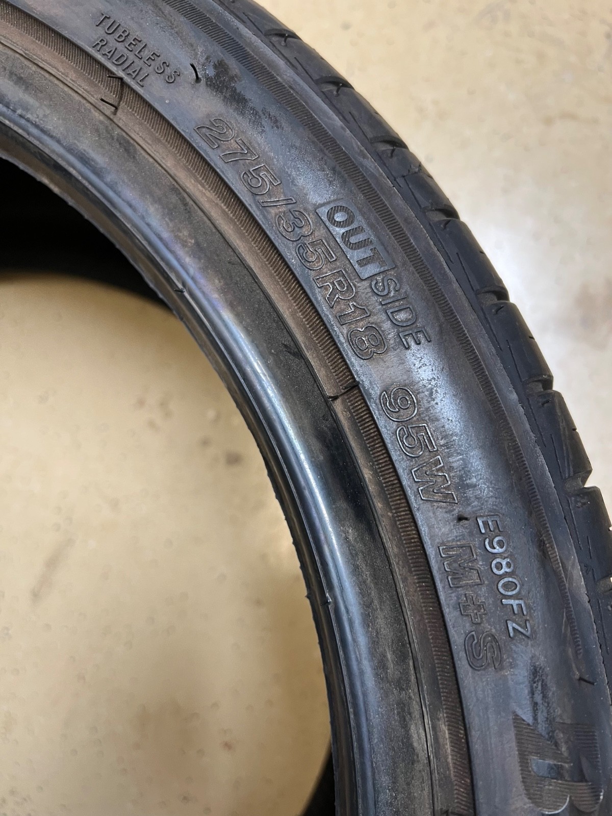 1 – NEW 275/35R18 (95W) M + S Bridgestone Potenza RE980AS – 3014