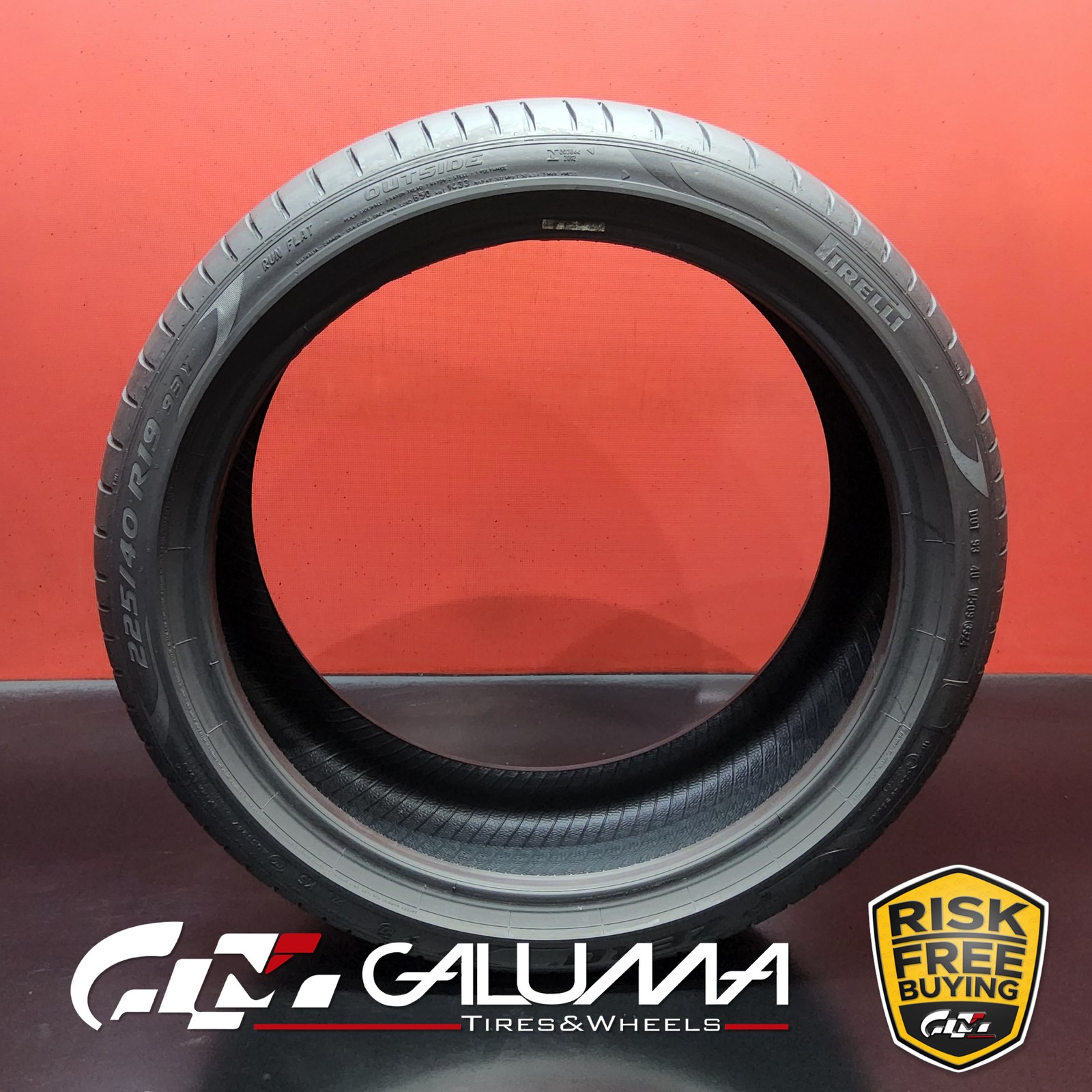 1 Tire LikeNEW Pirelli P-Zero (PZ4) RunFlat ★ XL 225/40R19 225/40/19 93Y #95905
