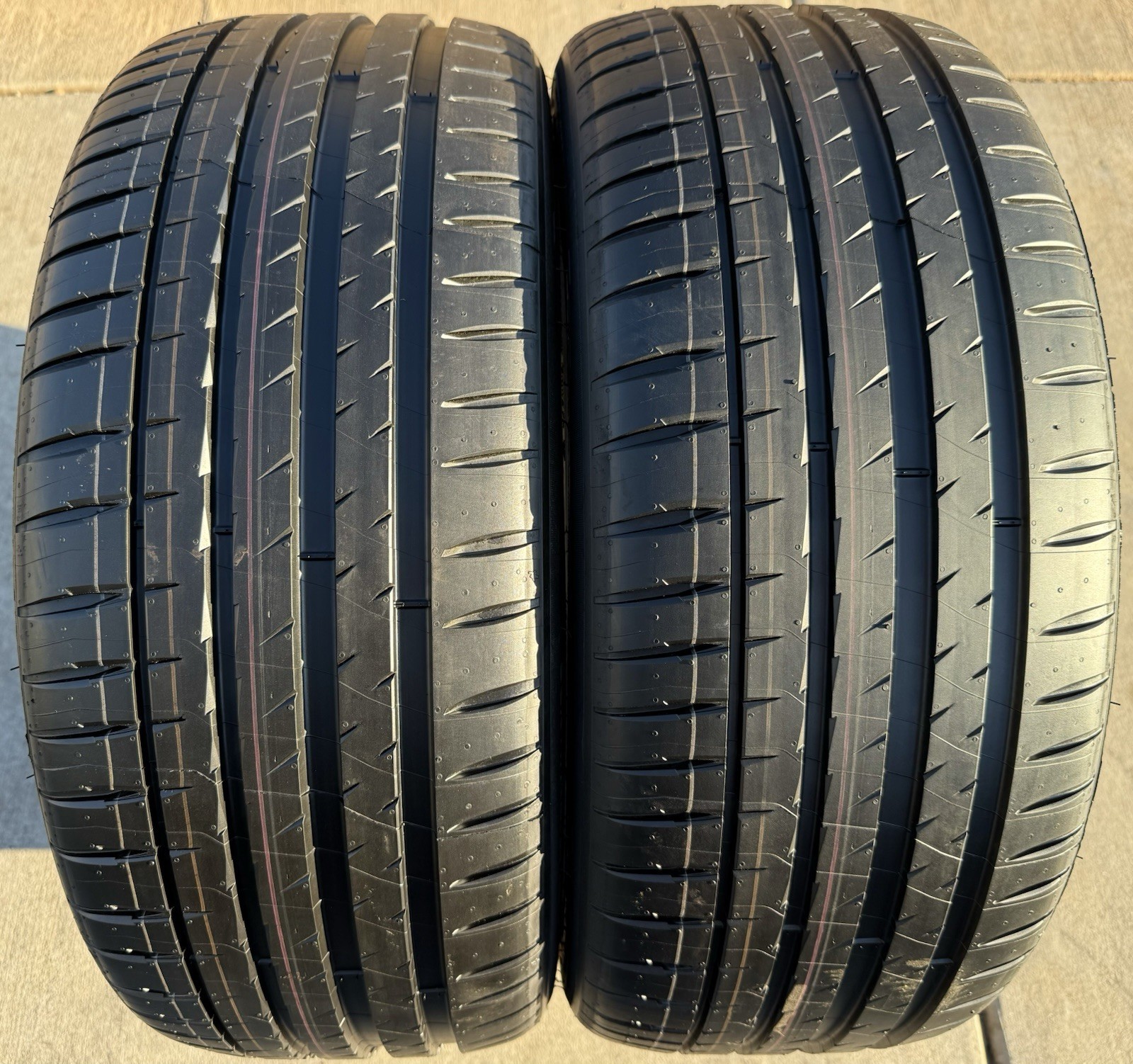 FOUR BRAND NEW 245/45R19 102Y Michelin Pilot Sport 4 Noise Cancelling Tires