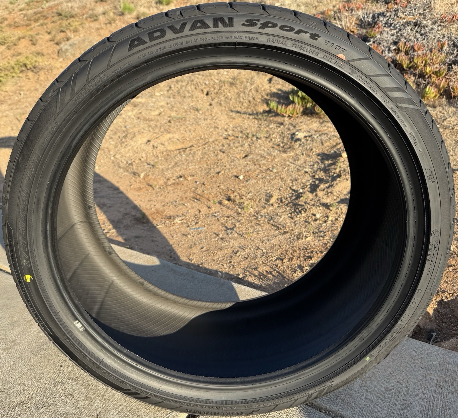 Set of TWO BRAND NEW 275/30ZR20 (97Y) Yokohama ADVAN Sport V107 Tires 2753020