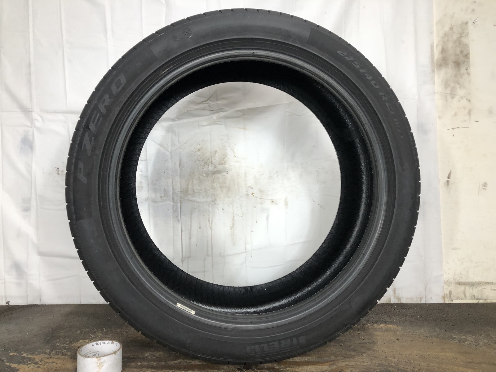 [1] PIrelli P Zero PZ4 Run Flat P275/40R21 275 40 21 Tire 7.75/32
