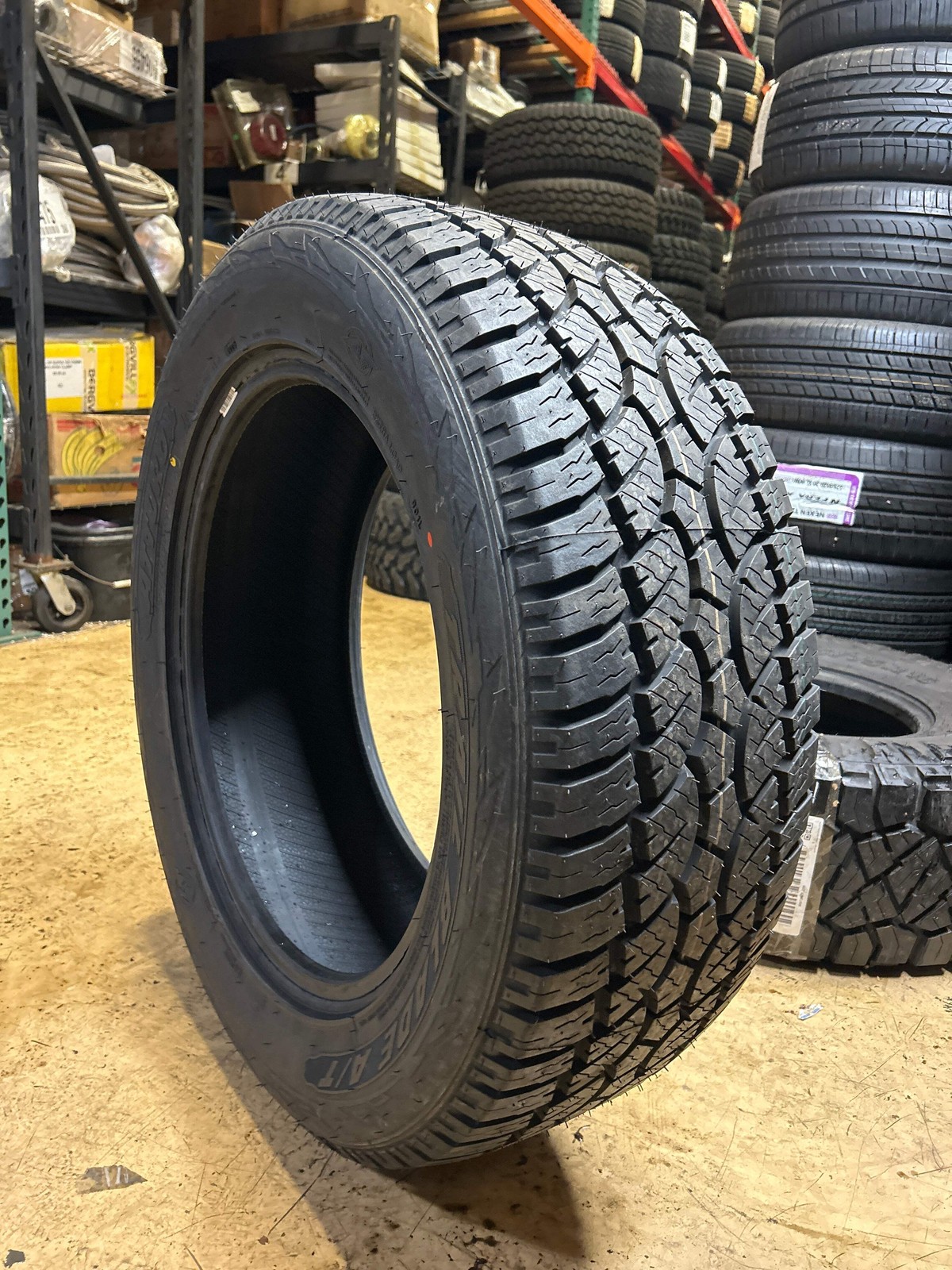 ATTURO TRAIL BLADE A/T BSW P 275 55 20 117T ALL TERRAIN TIRE TBATI0066638