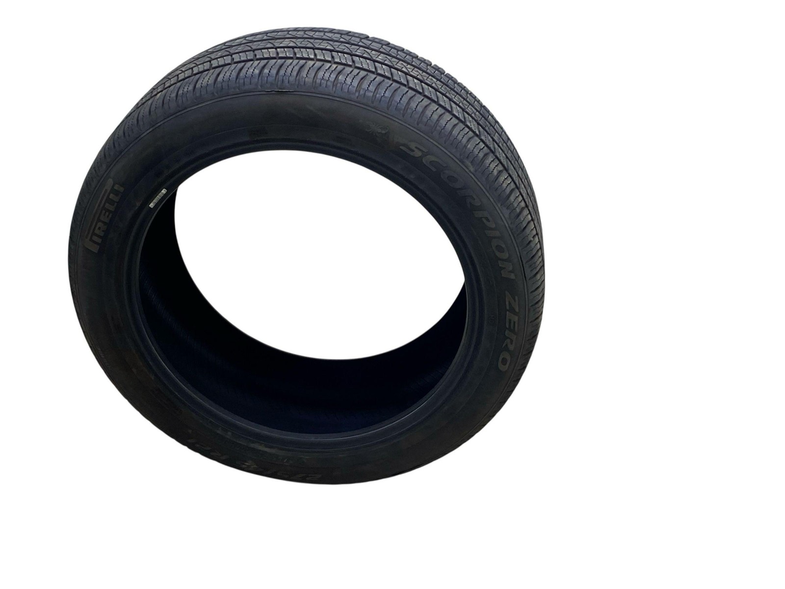 (A) PIELLI SCORPION ZERO 275/45R21 9/32ND TREAD DEPTH DATECODE 0124