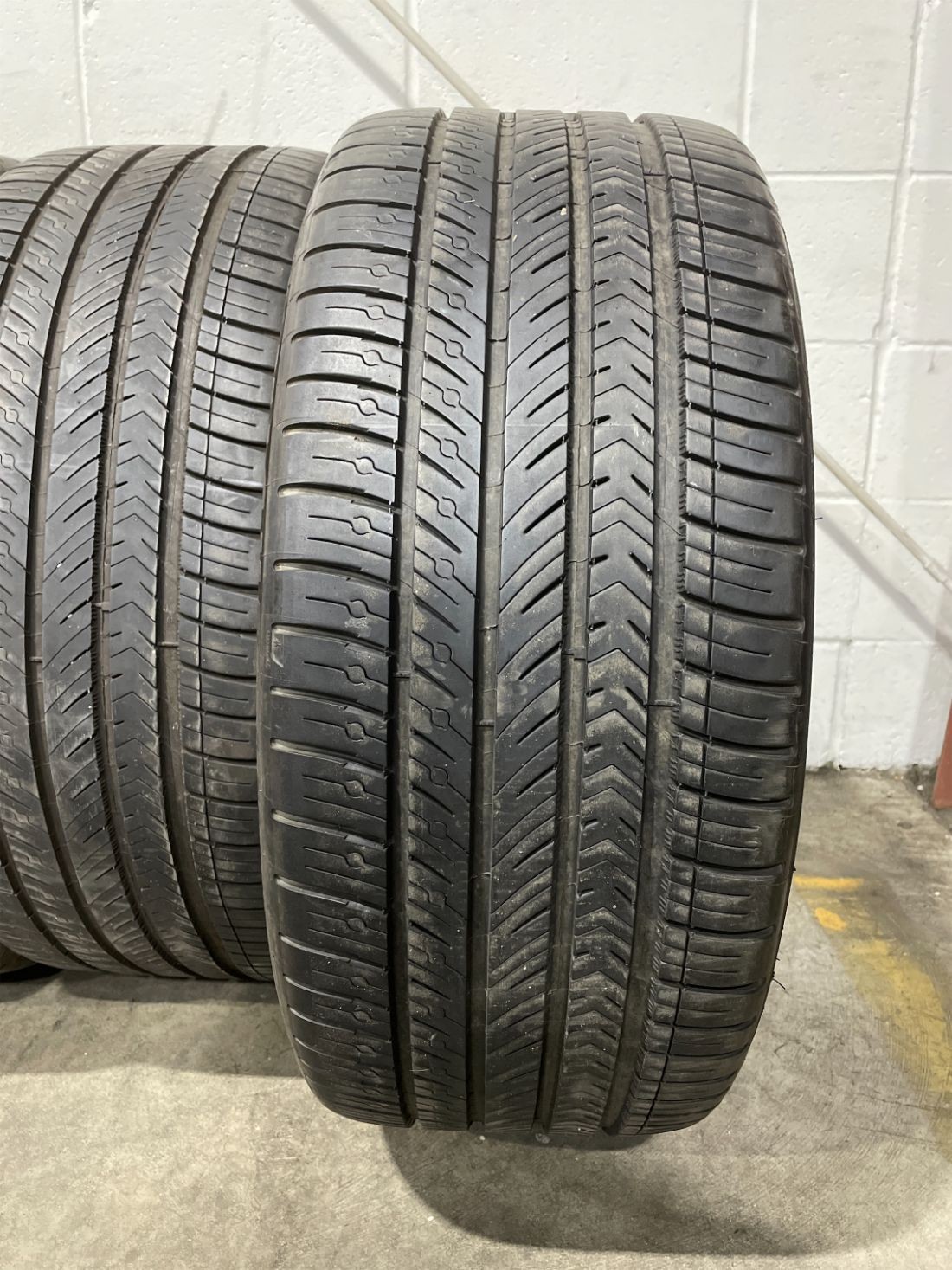 4x P275/45R21 Michelin Pilot Sport A/S 4 7/32 110 Y Used Tires 2754521
