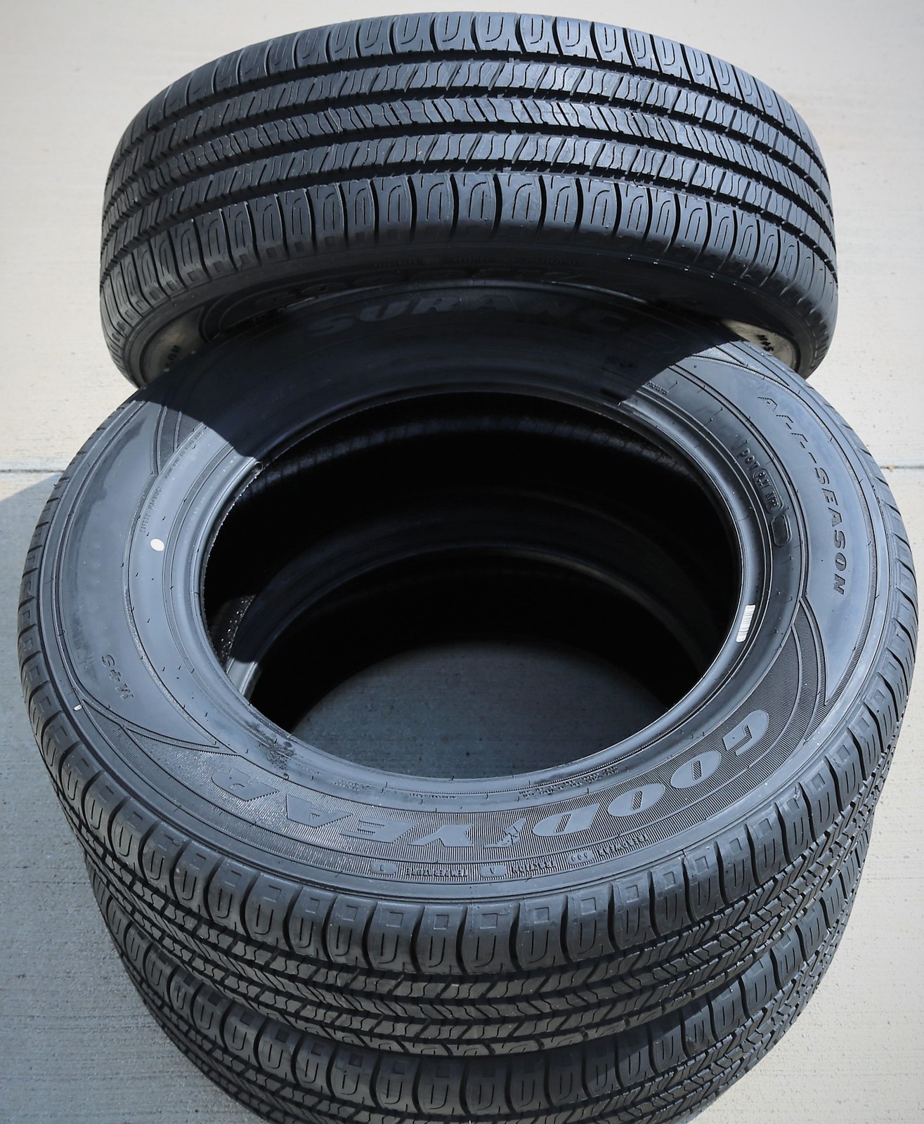 Tire Goodyear Assurance All-Season 235/45R18 94V AS A/S TakeOff