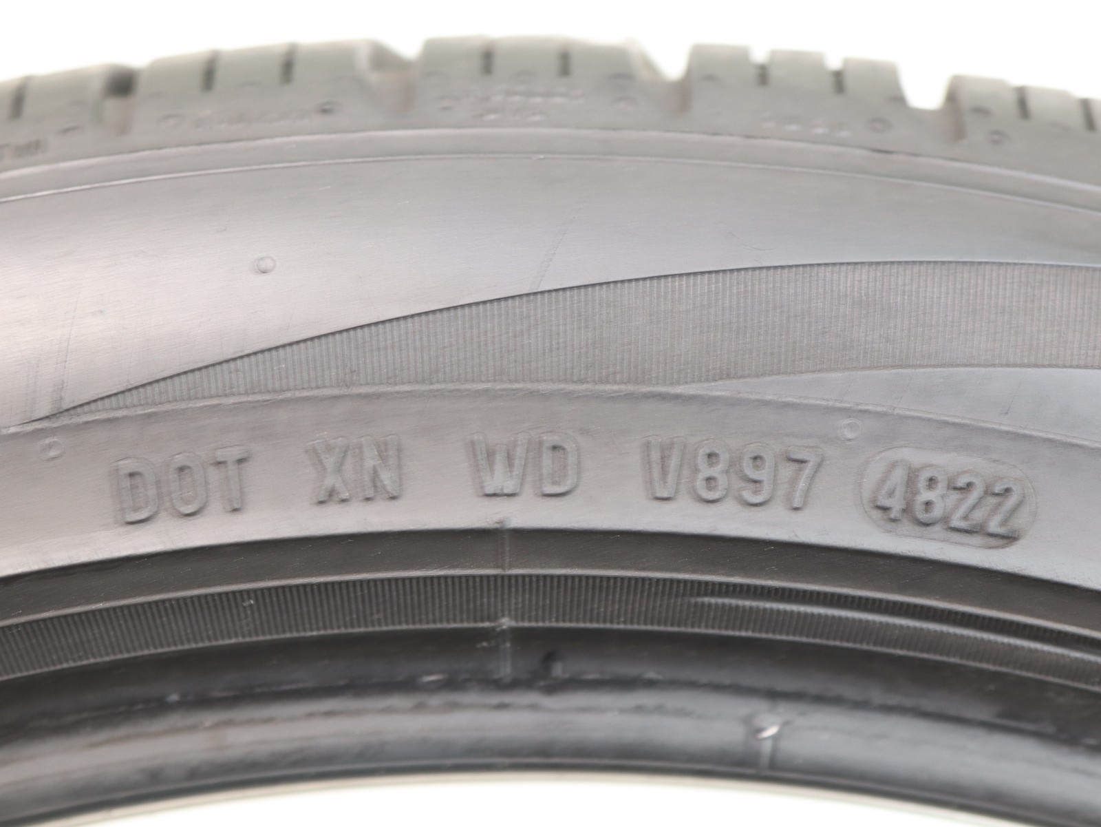 265/40R22 Pirelli Scorpion Zero JLR 106Y 7.5/32 DOT 4822 1J155