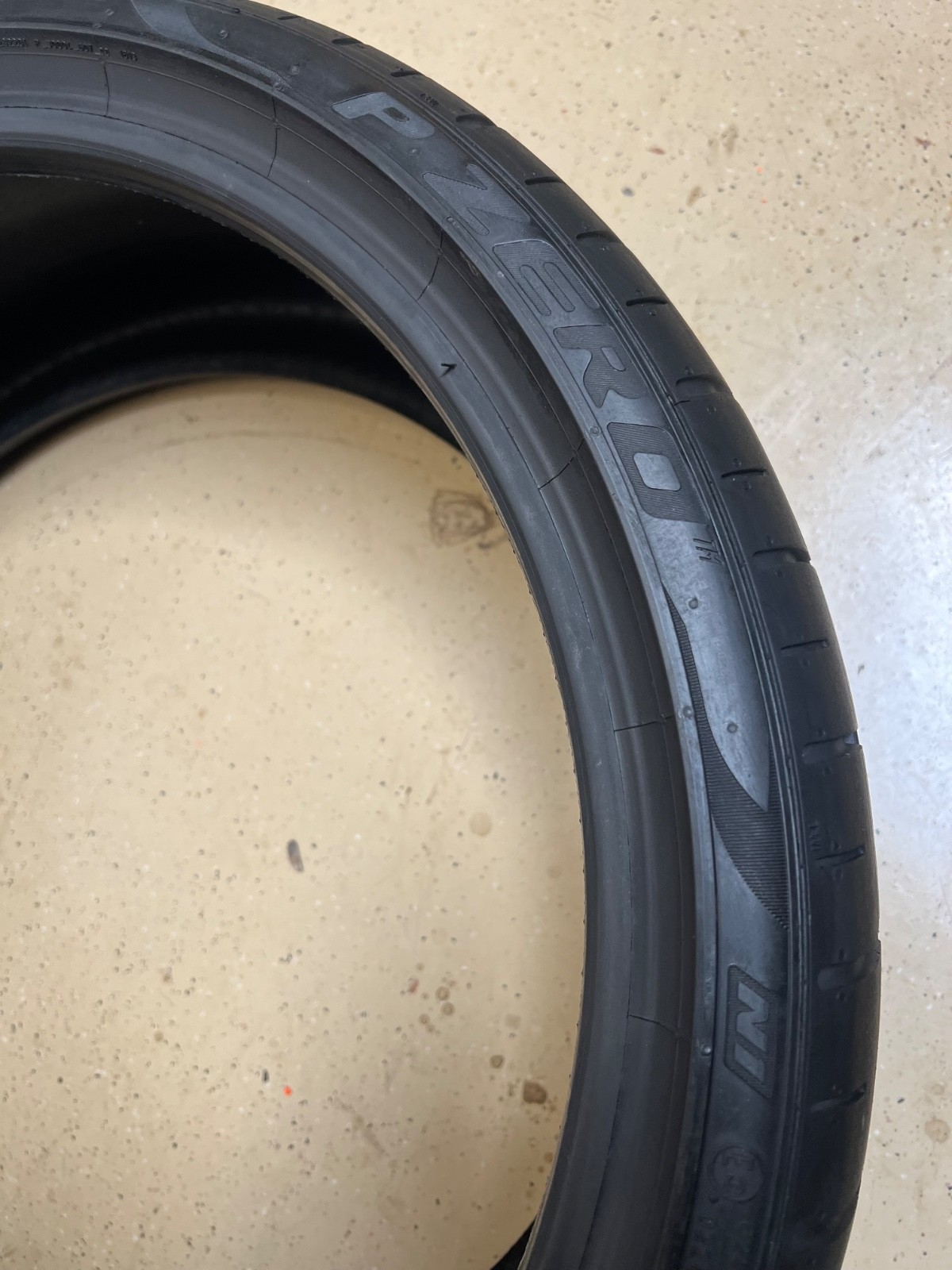 1 – TAKEOFF 235/35ZR20 (88Y) Pirelli P Zero PZ4 (N1) Porsche – 3002 NO REPAIRS