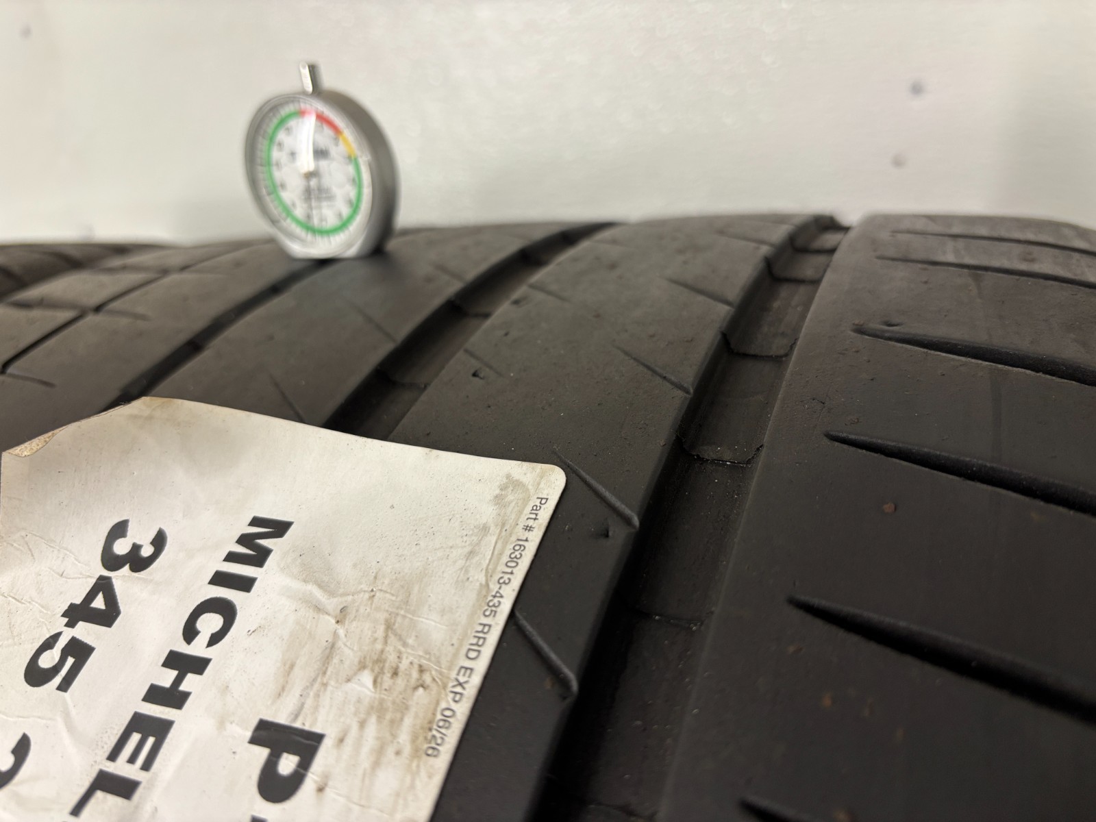 NO SHIPPING ONLY LOCAL PICK UP 2 Tires 345 25 21 Michelin Pilot Sport 4 S ZP