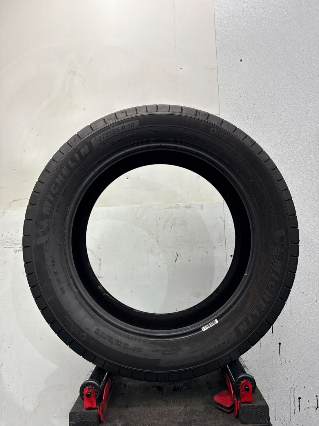 1 Used P225/55R18 Michelin Primacy All Season 98 H – 9/32
