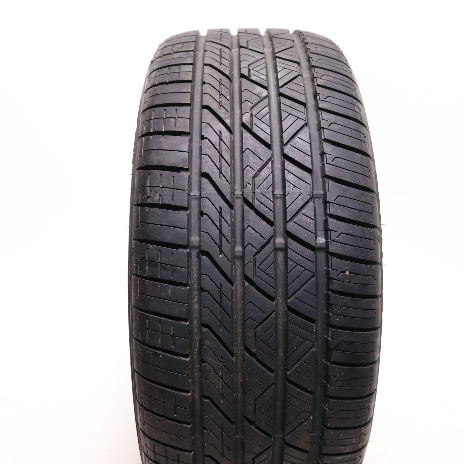 Set of 2 Used 225/45ZR17 Road Hugger GTZ – 94W – 9.5-10/32