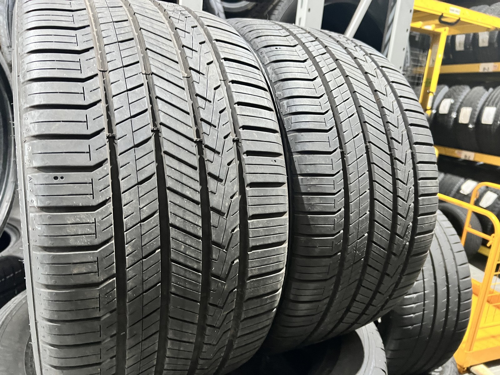 Set Of 2 Tires Hankook Ventus S1 AS 285/30ZR19 98Y DOT.0123 7.75/32 NO Patch