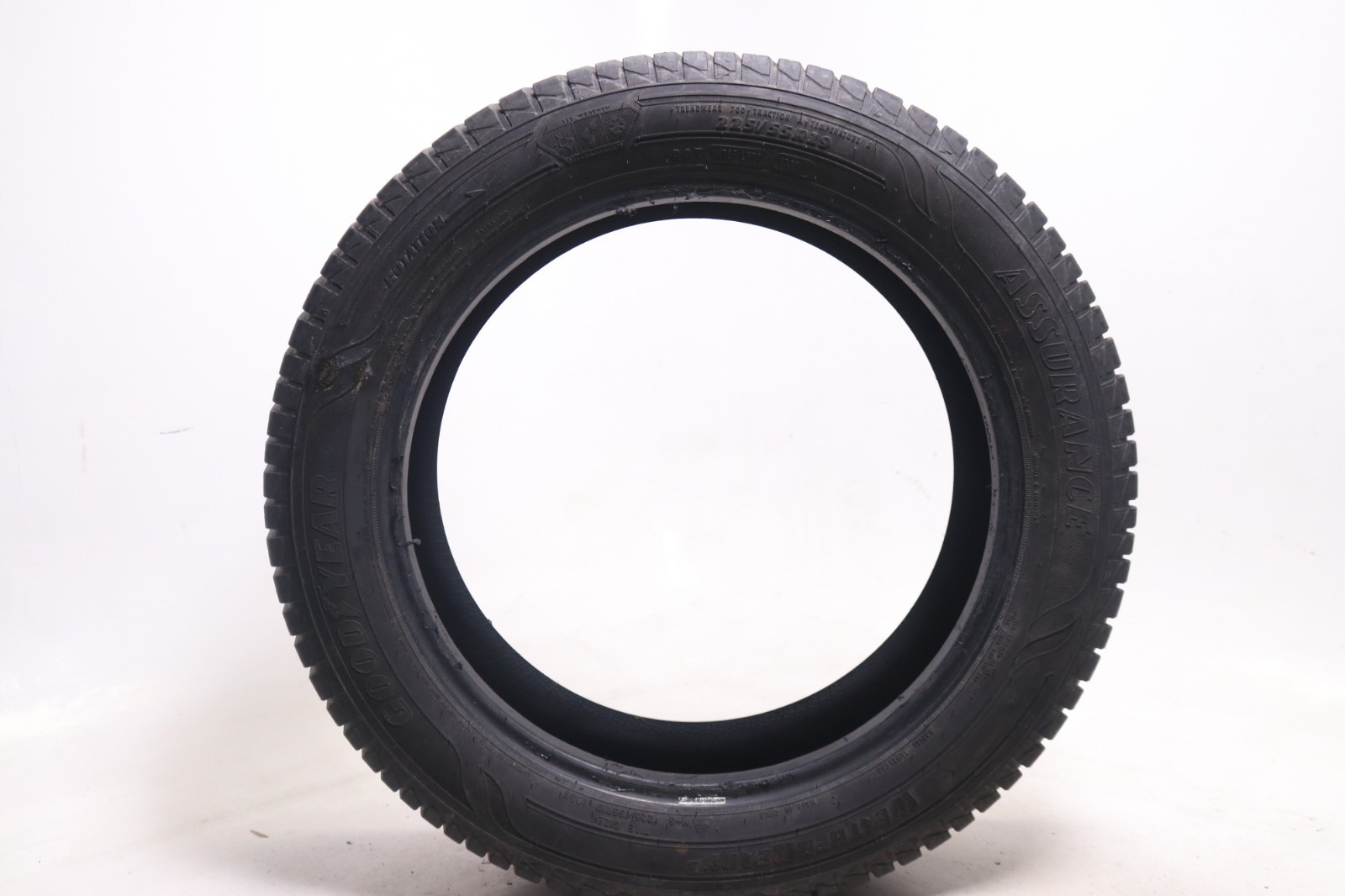 Set of 2 Used 225/55R19 Goodyear Assurance WeatherReady 2 – 103V – 9.5-10.5/32