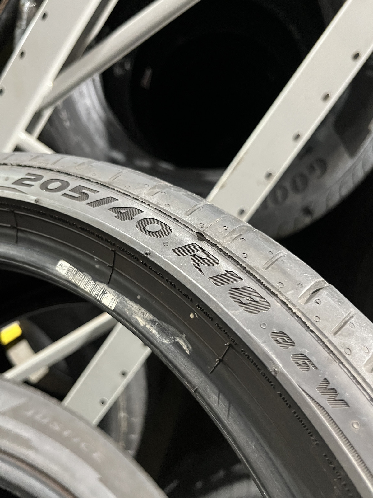 1 Pirelli P Zero PZ4 Run Flat ★ BMW 205/40R18 86W DOT.2423 5.75/32 NO Patch